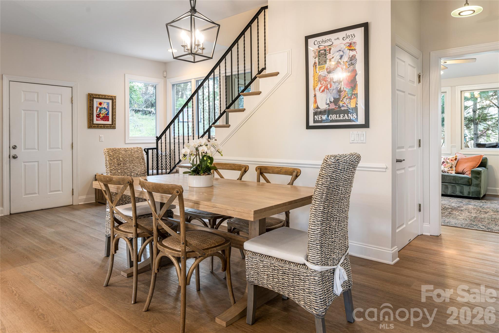 6 Oxford Court — Asheville