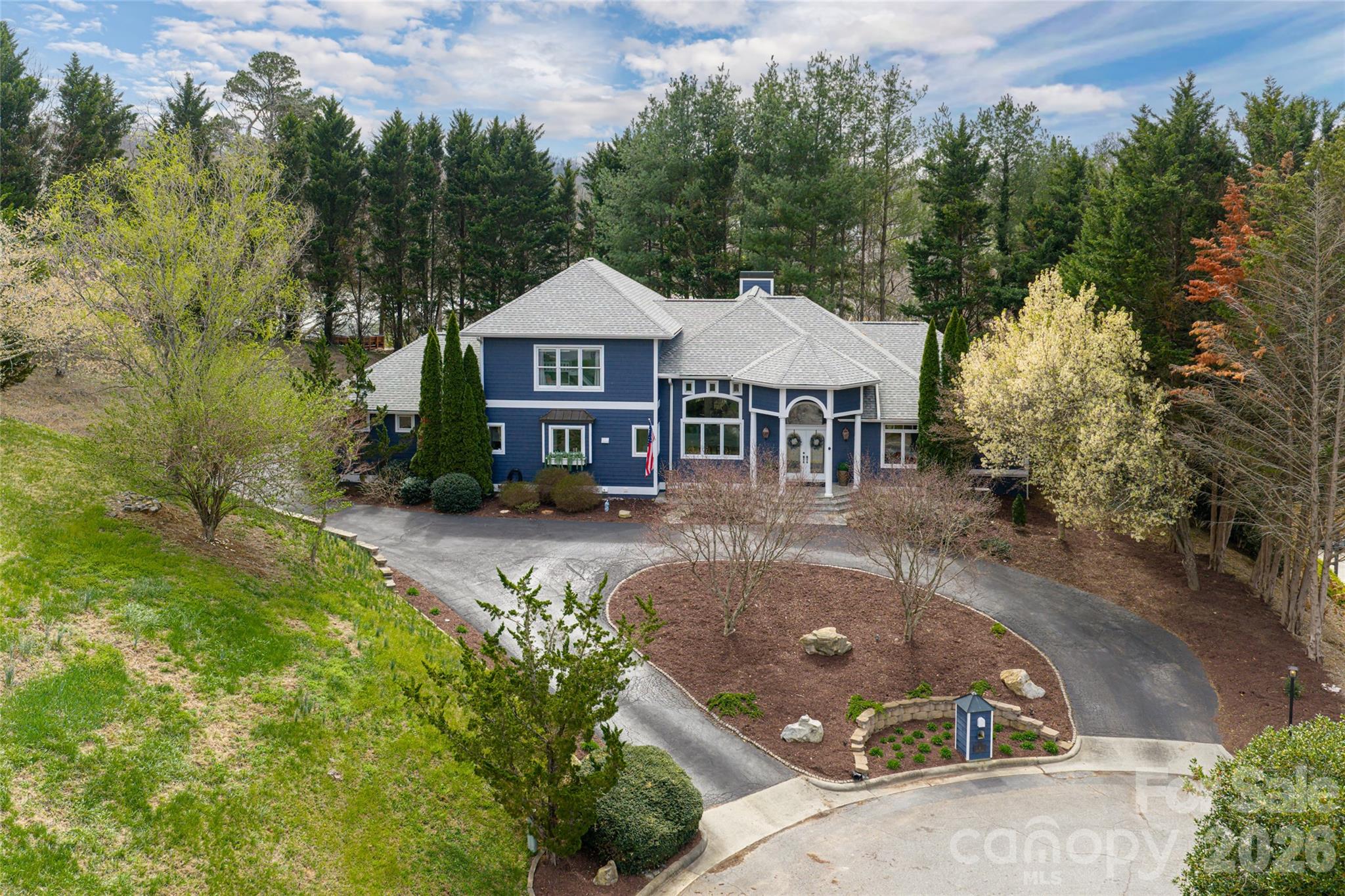 6 Oxford Court — Asheville