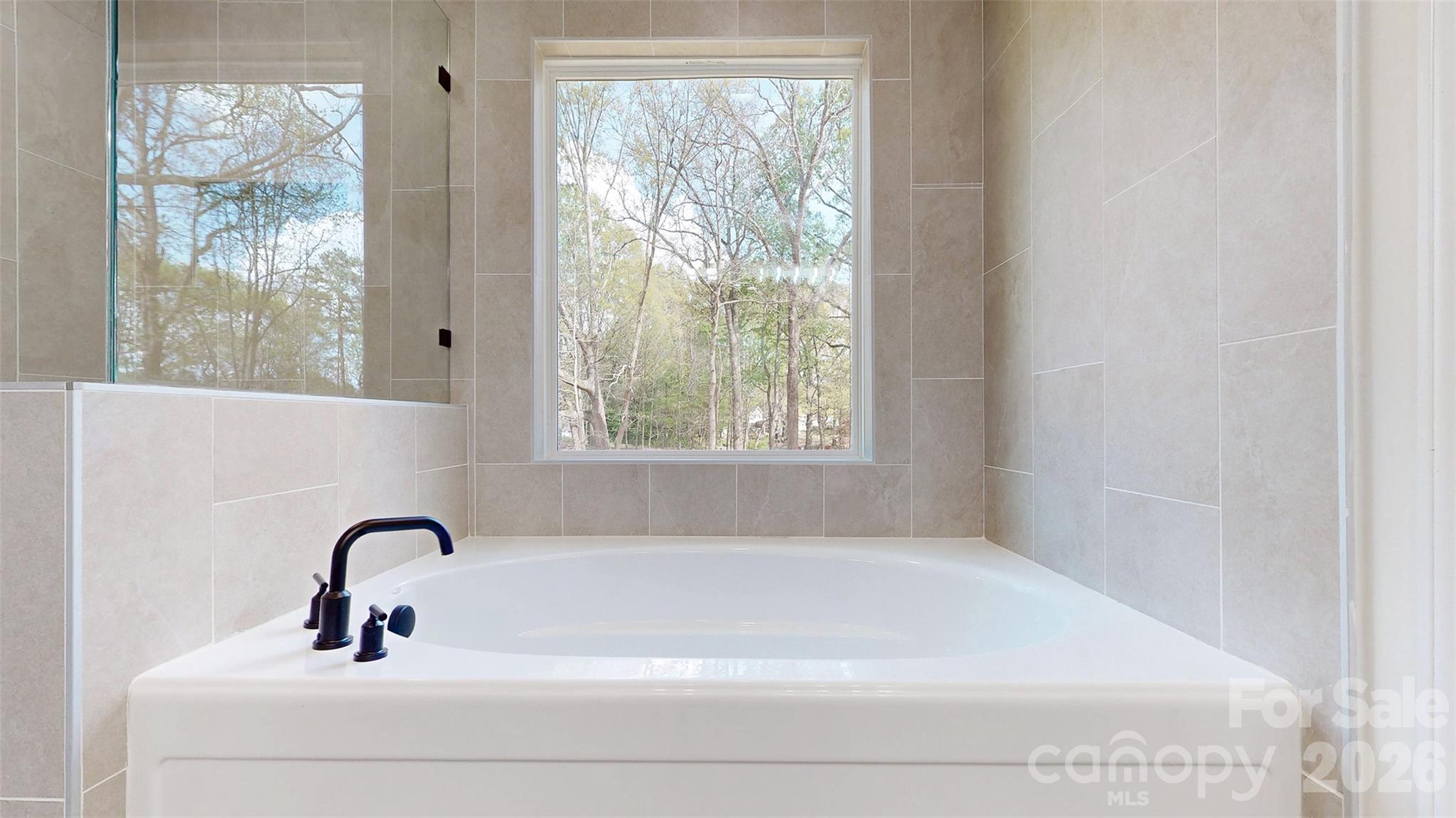 2902 Sweetgrass Lane — Monroe