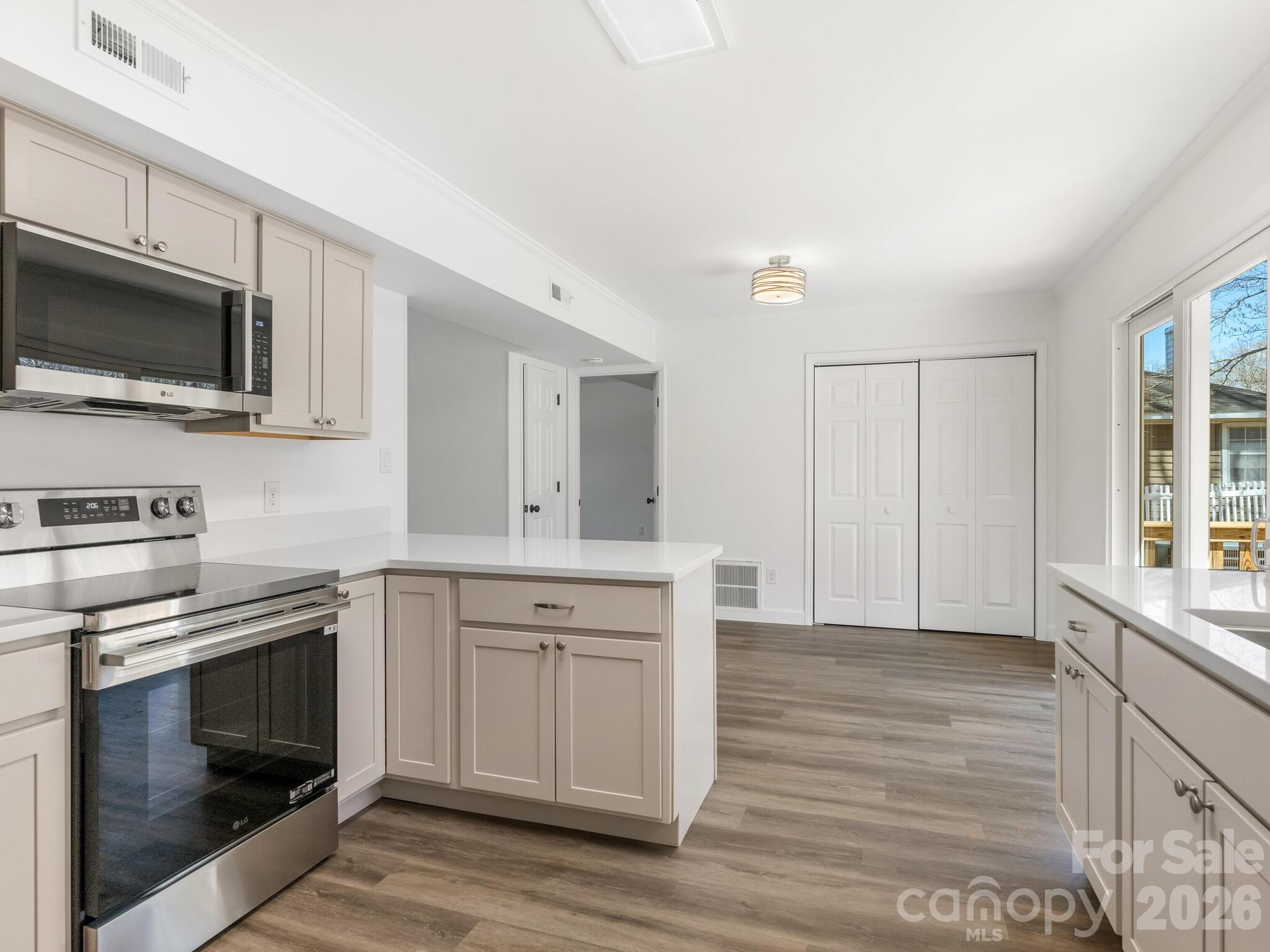 6223 Whitewater Drive — Charlotte