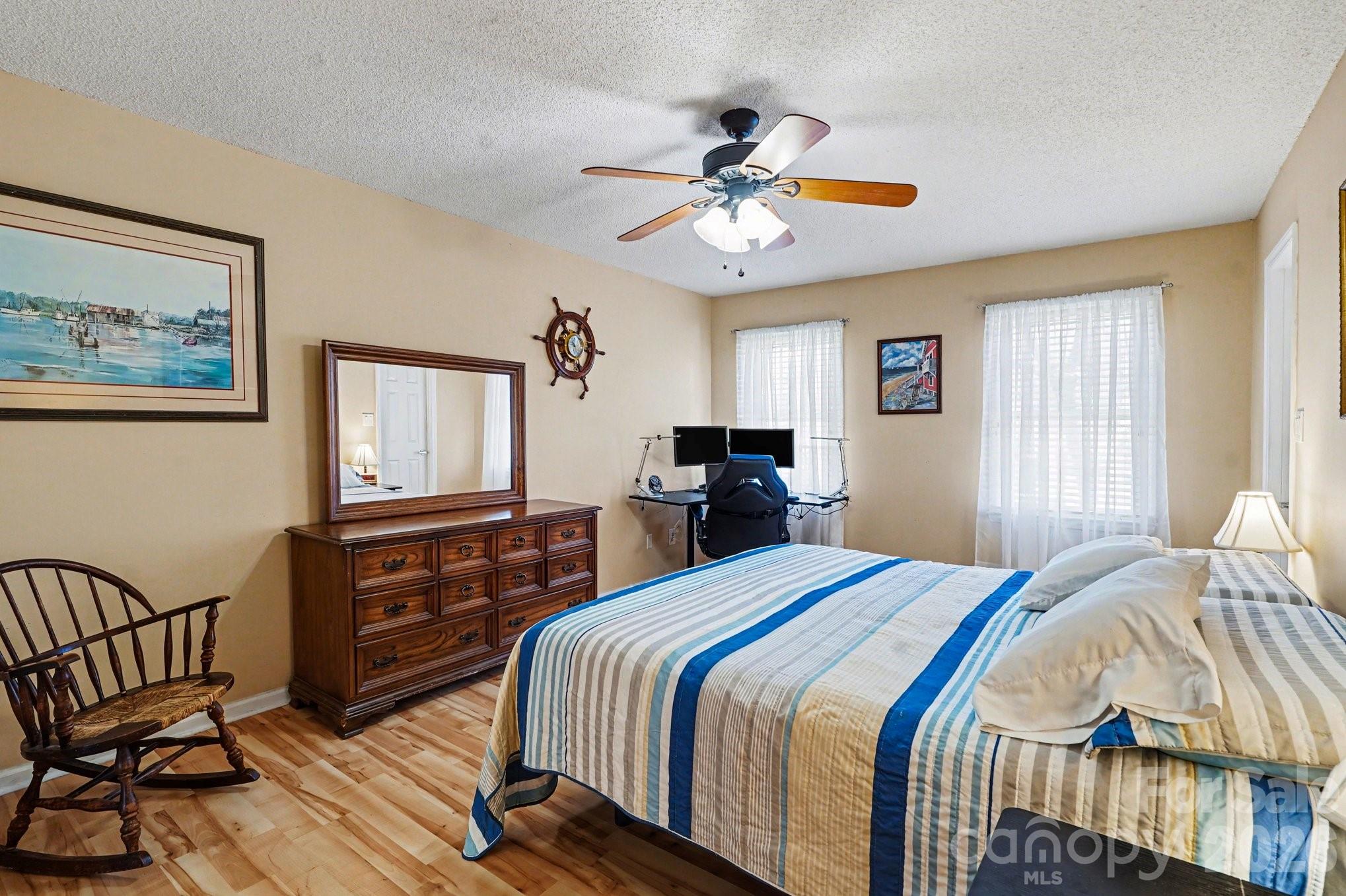 2724 Artesian Court — Charlotte