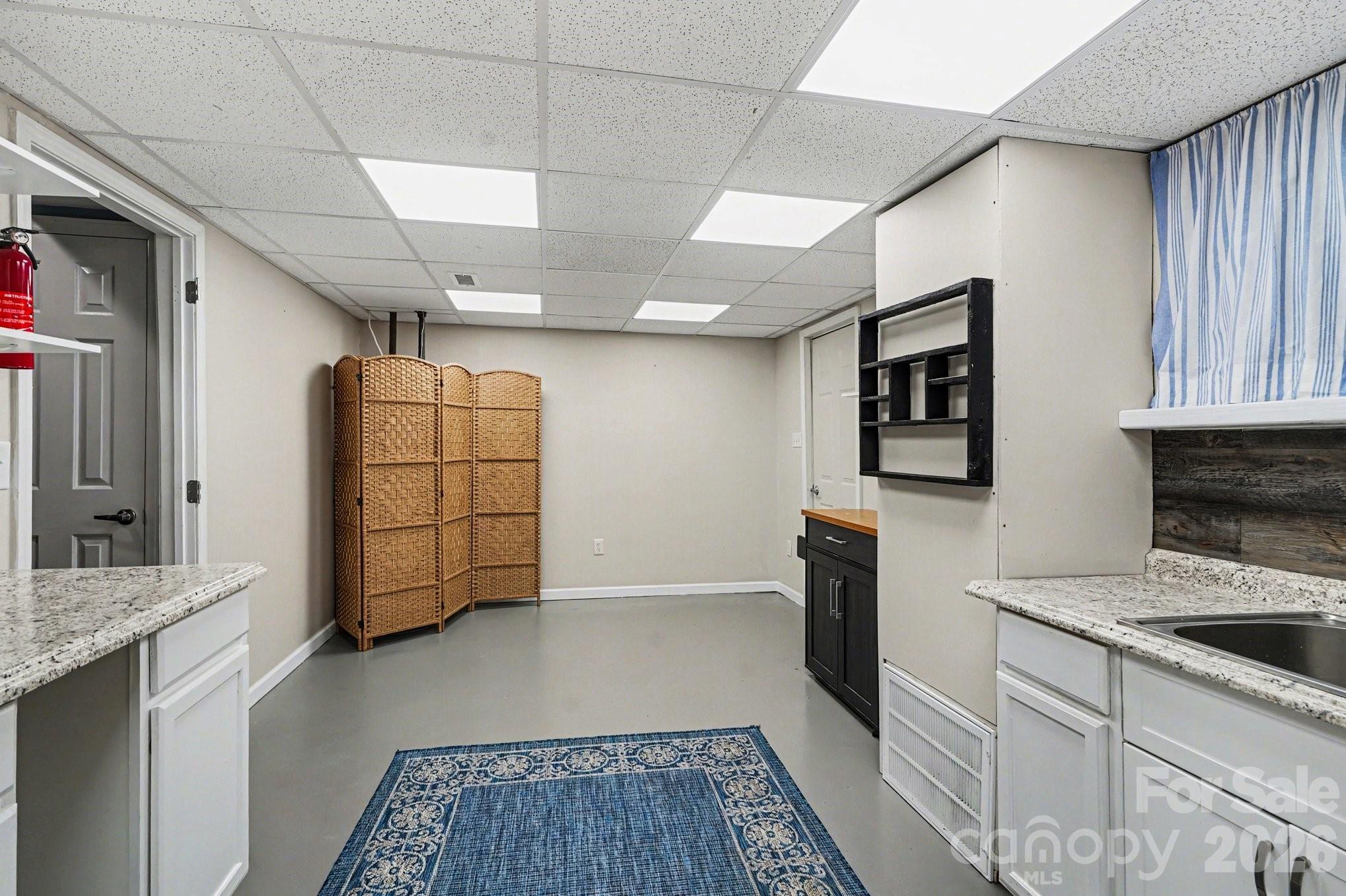 2724 Artesian Court — Charlotte
