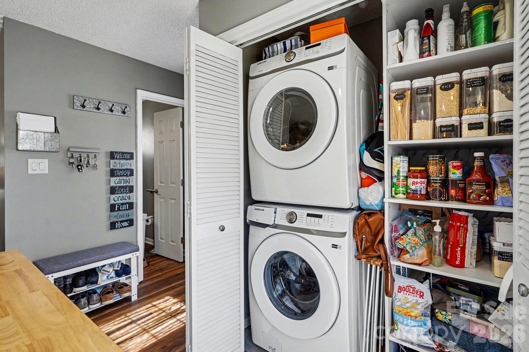2724 Artesian Court — Charlotte