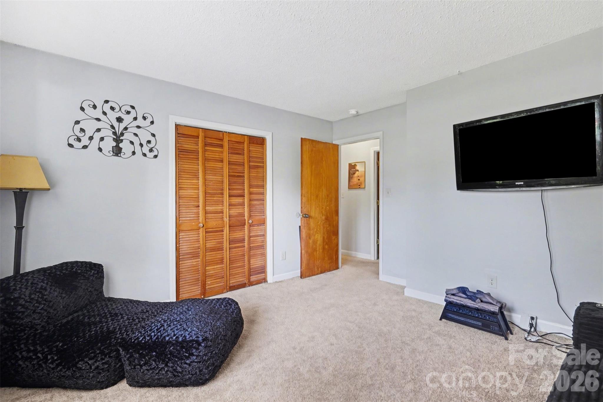 6100/6102 Pleasant Grove Road — Charlotte