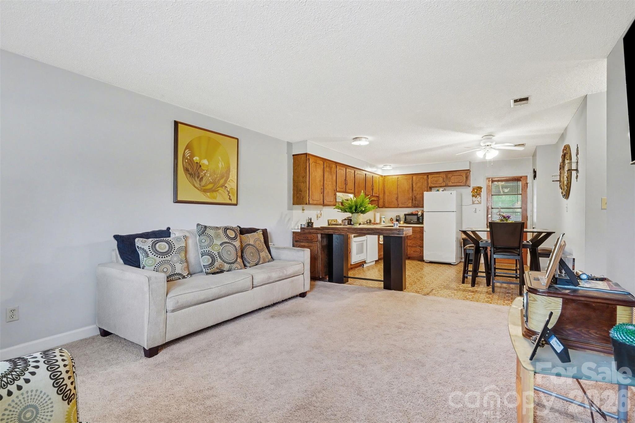 6100/6102 Pleasant Grove Road — Charlotte