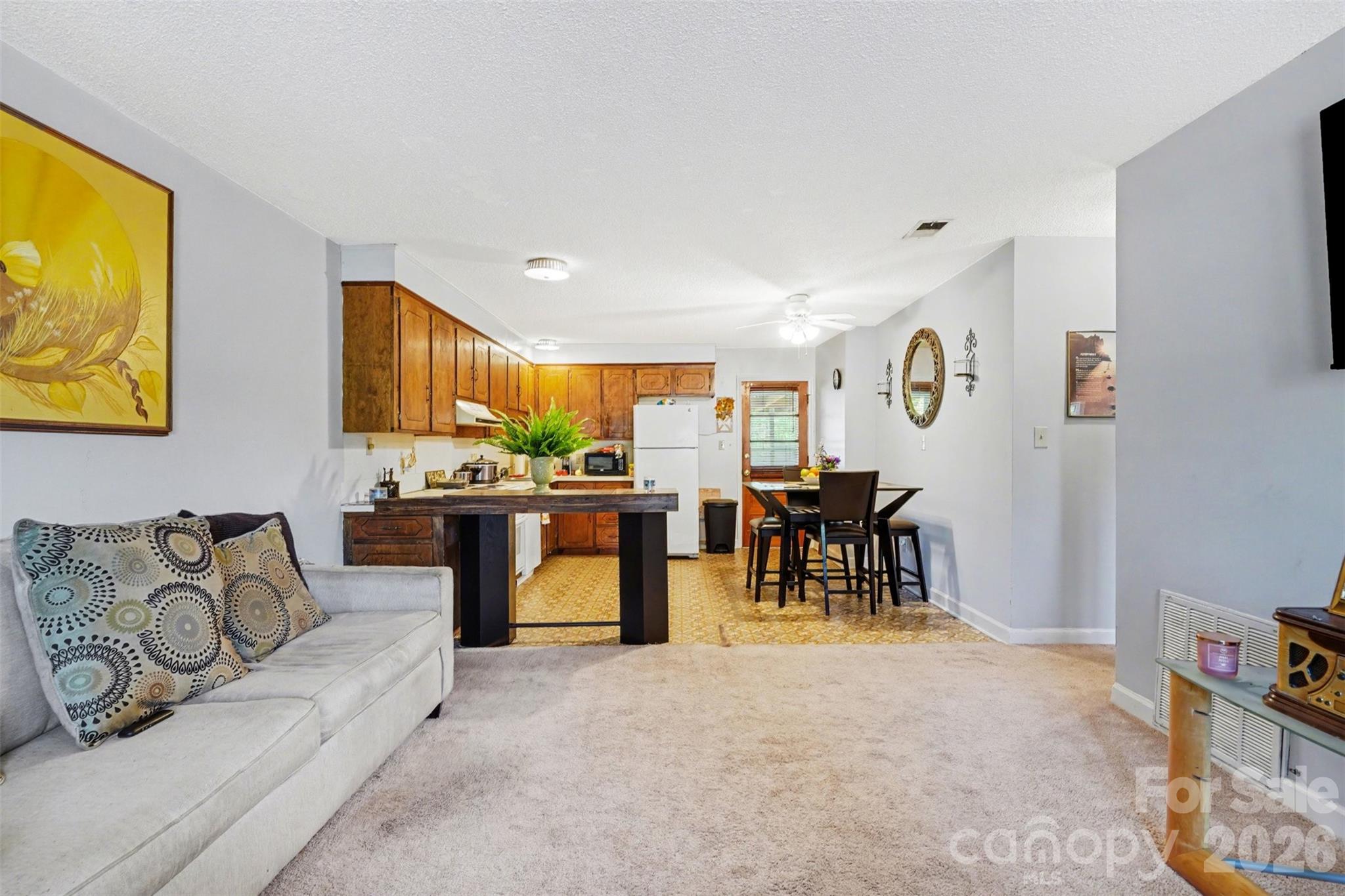 6100/6102 Pleasant Grove Road — Charlotte