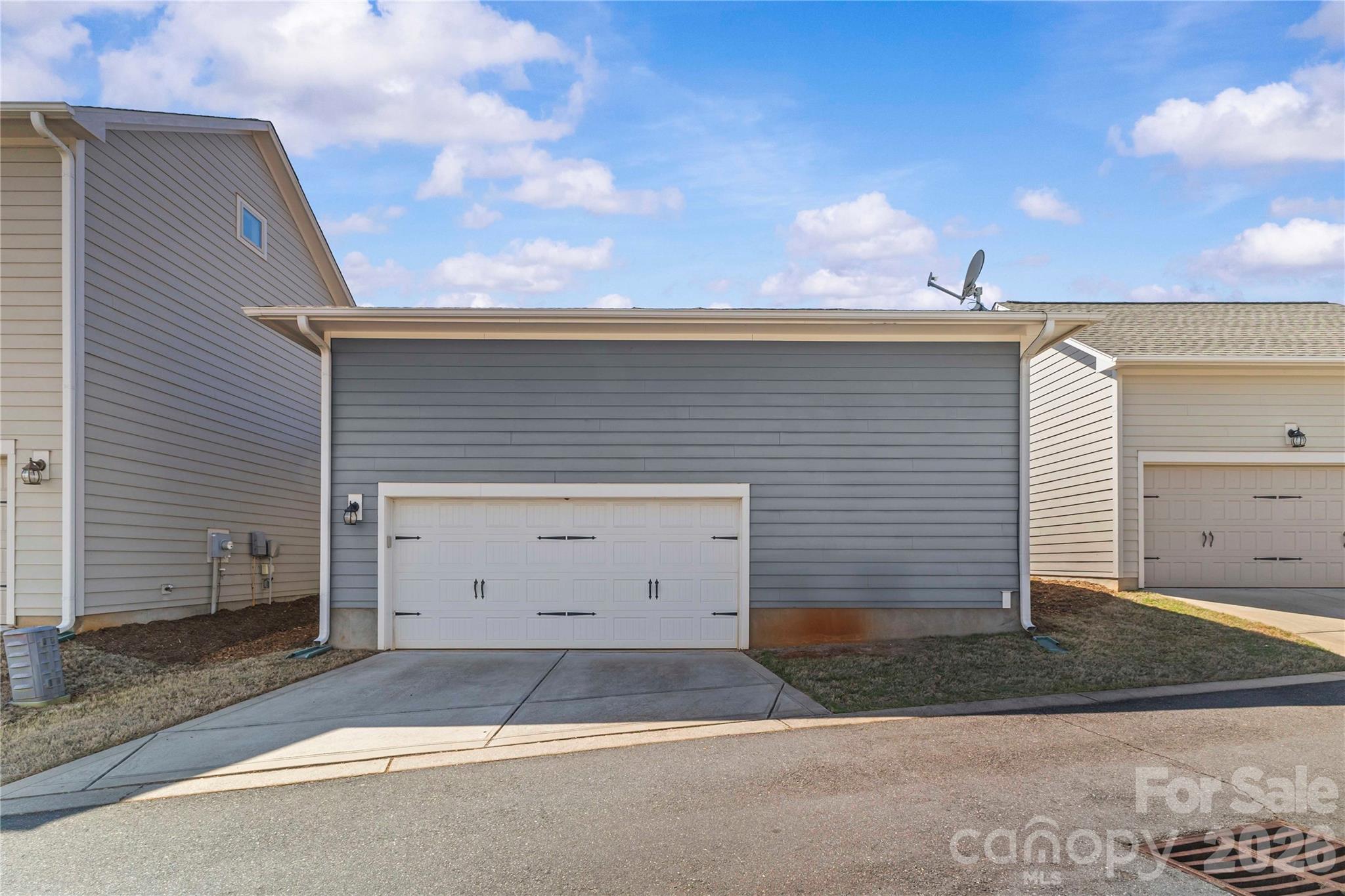 7723 McGill Heights Road — Charlotte