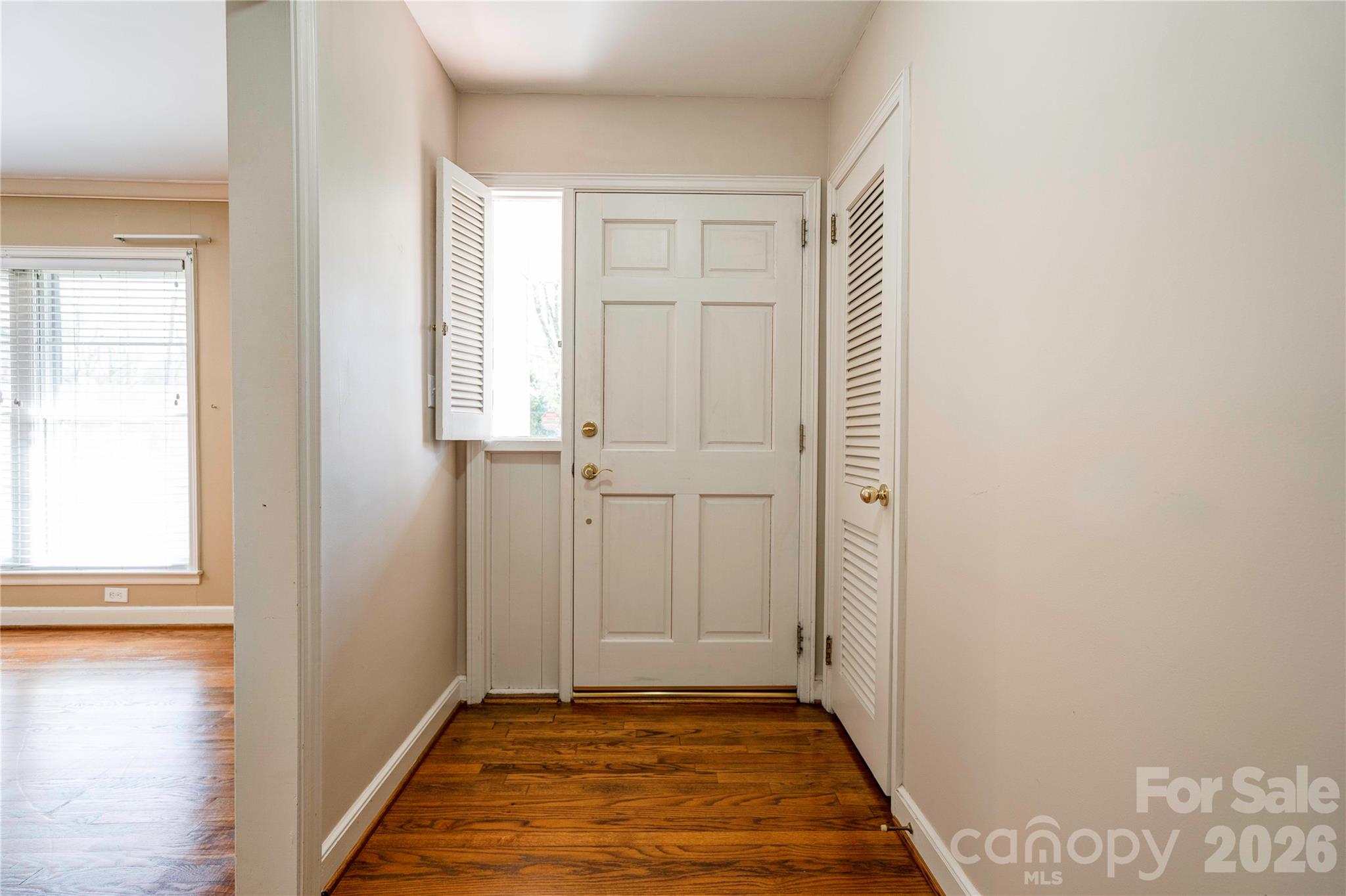 1000 W Sumter Street — Shelby