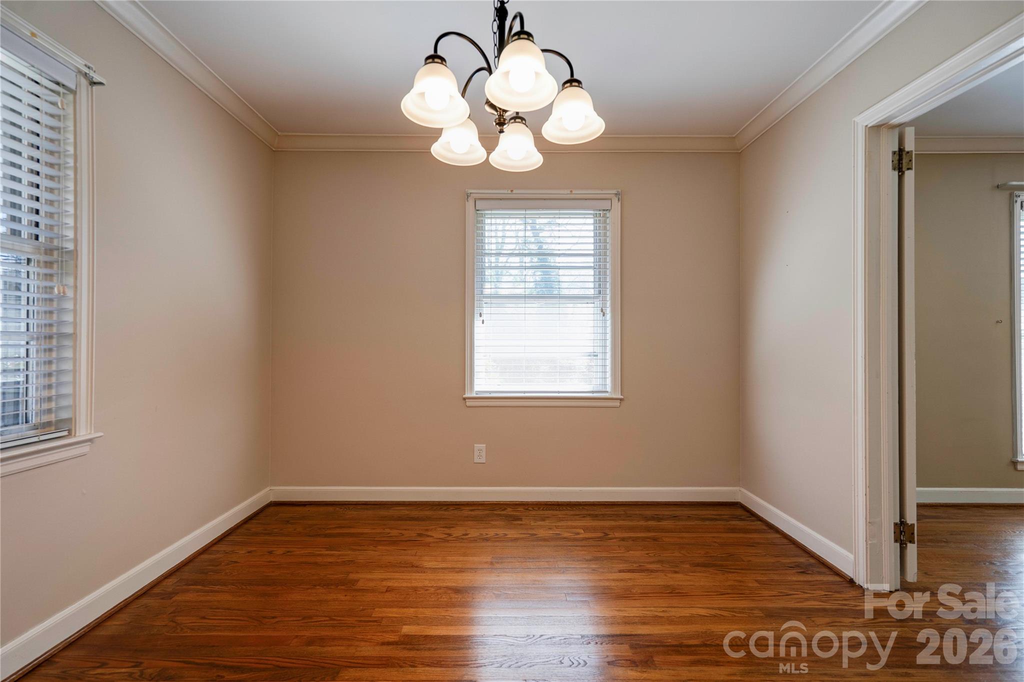 1000 W Sumter Street — Shelby