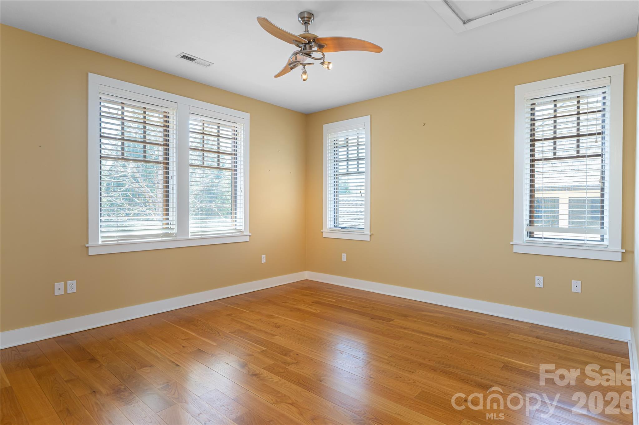 236 Racquet Club Road — Asheville