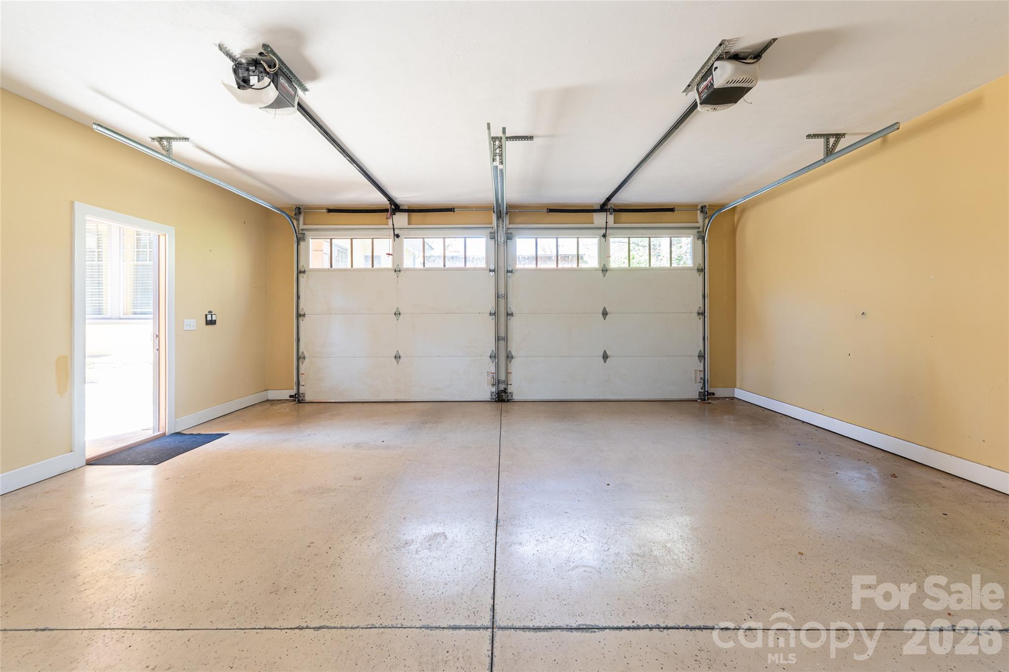 236 Racquet Club Road — Asheville