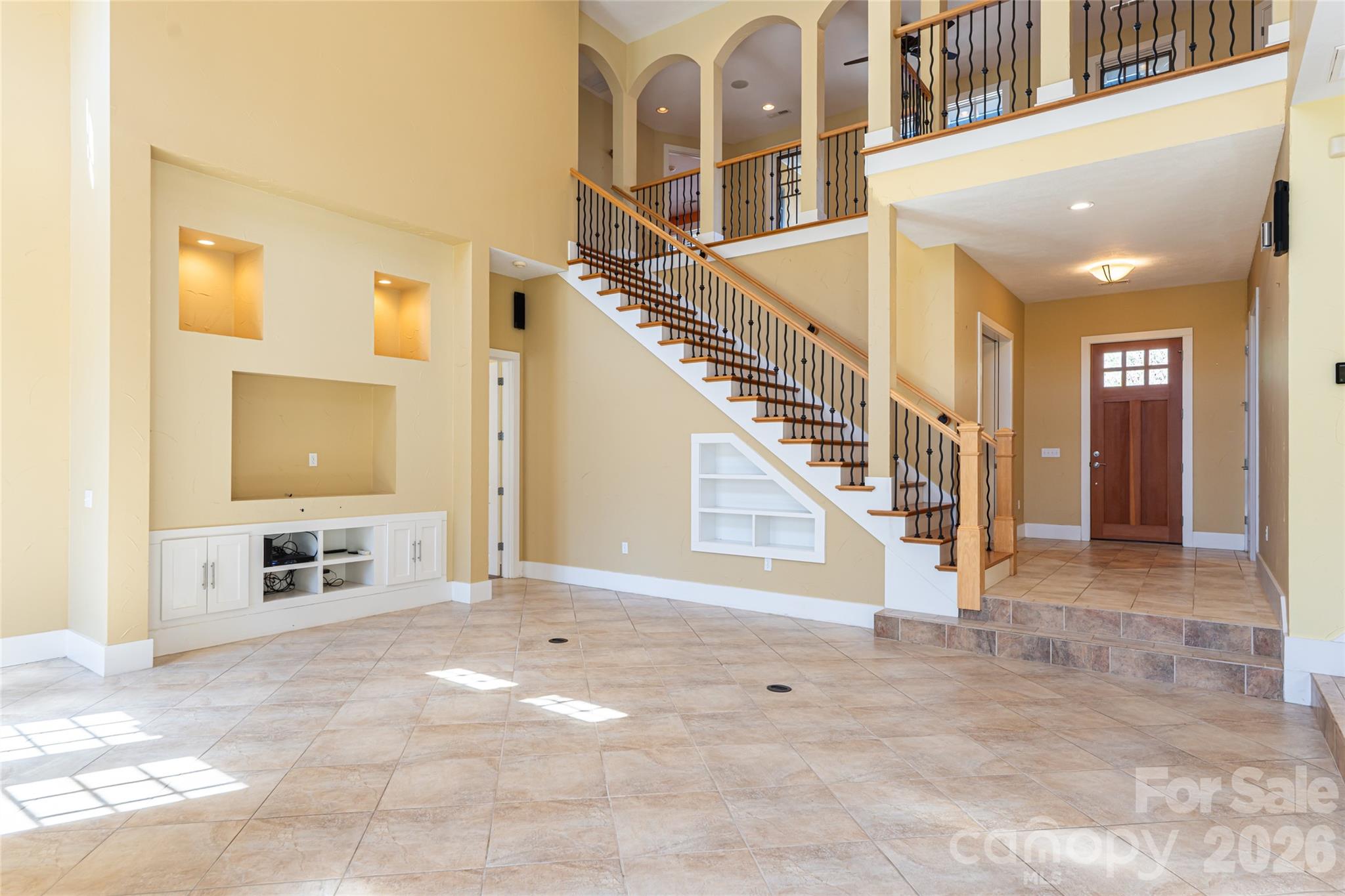 236 Racquet Club Road — Asheville
