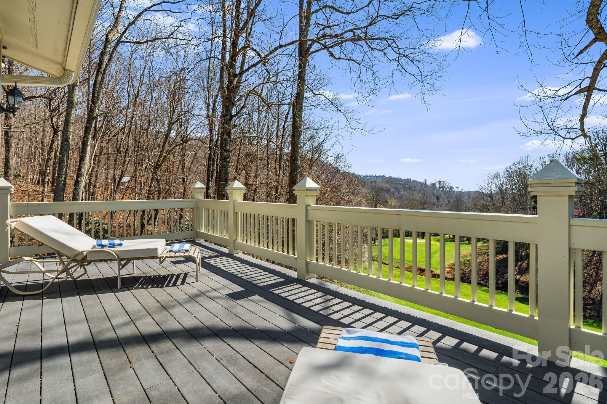 326 El Miner Drive — Mars Hill
