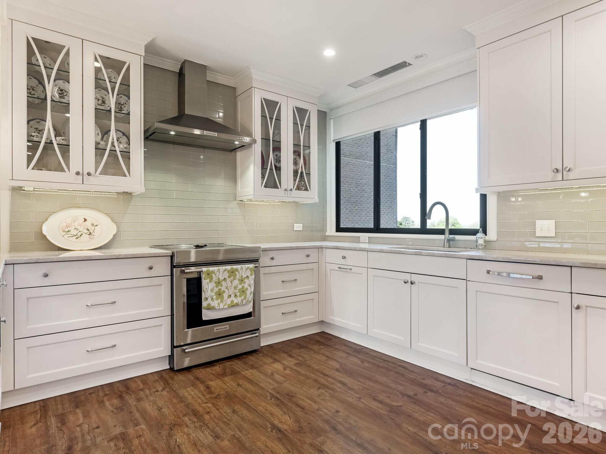 2633 Richardson Drive #8B — Charlotte