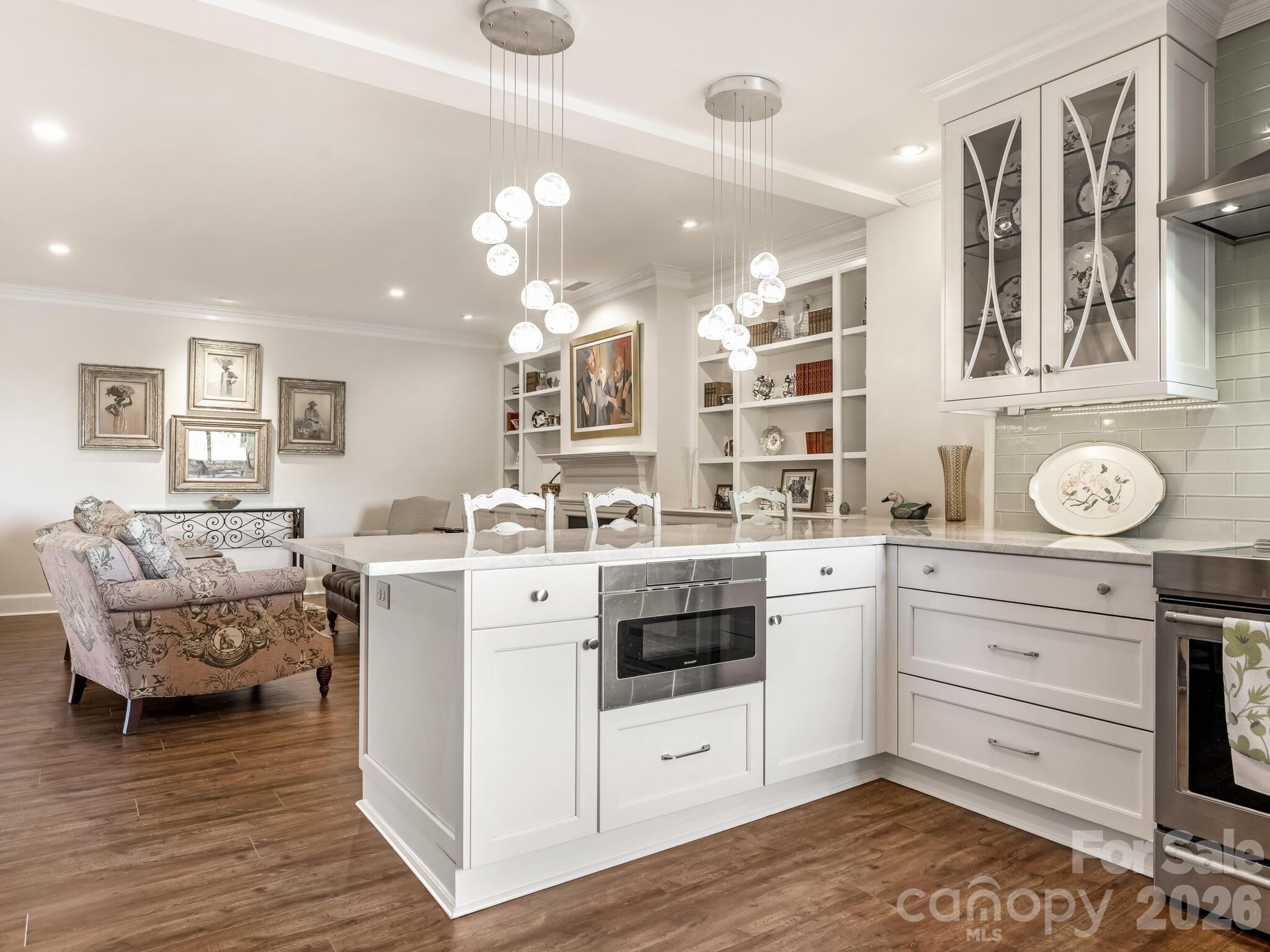2633 Richardson Drive #8B — Charlotte