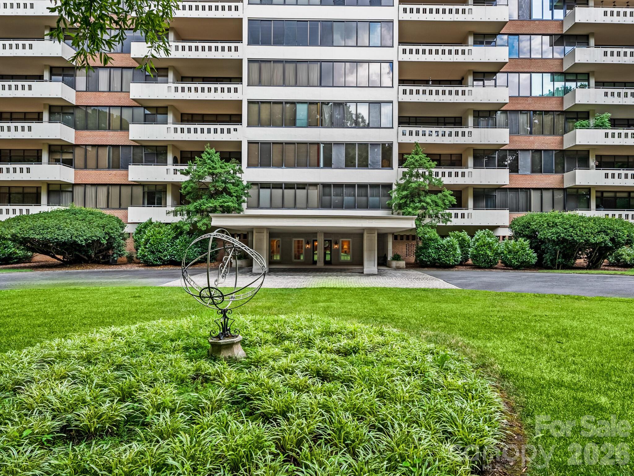 2633 Richardson Drive #8B — Charlotte