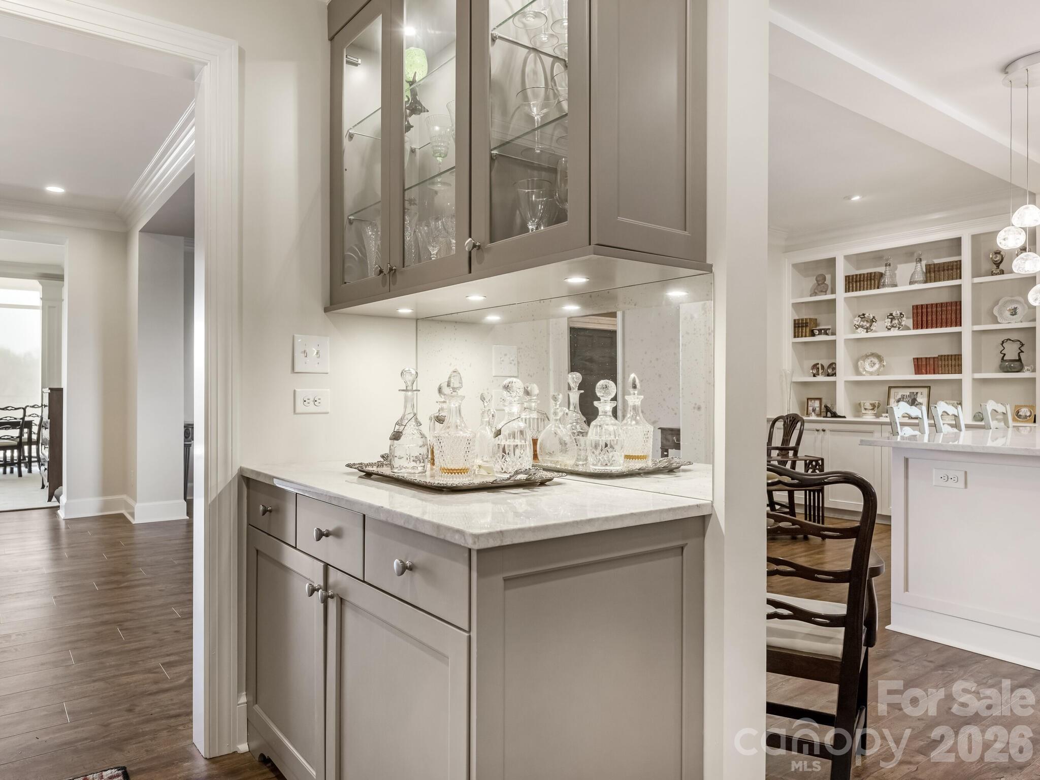 2633 Richardson Drive #8B — Charlotte