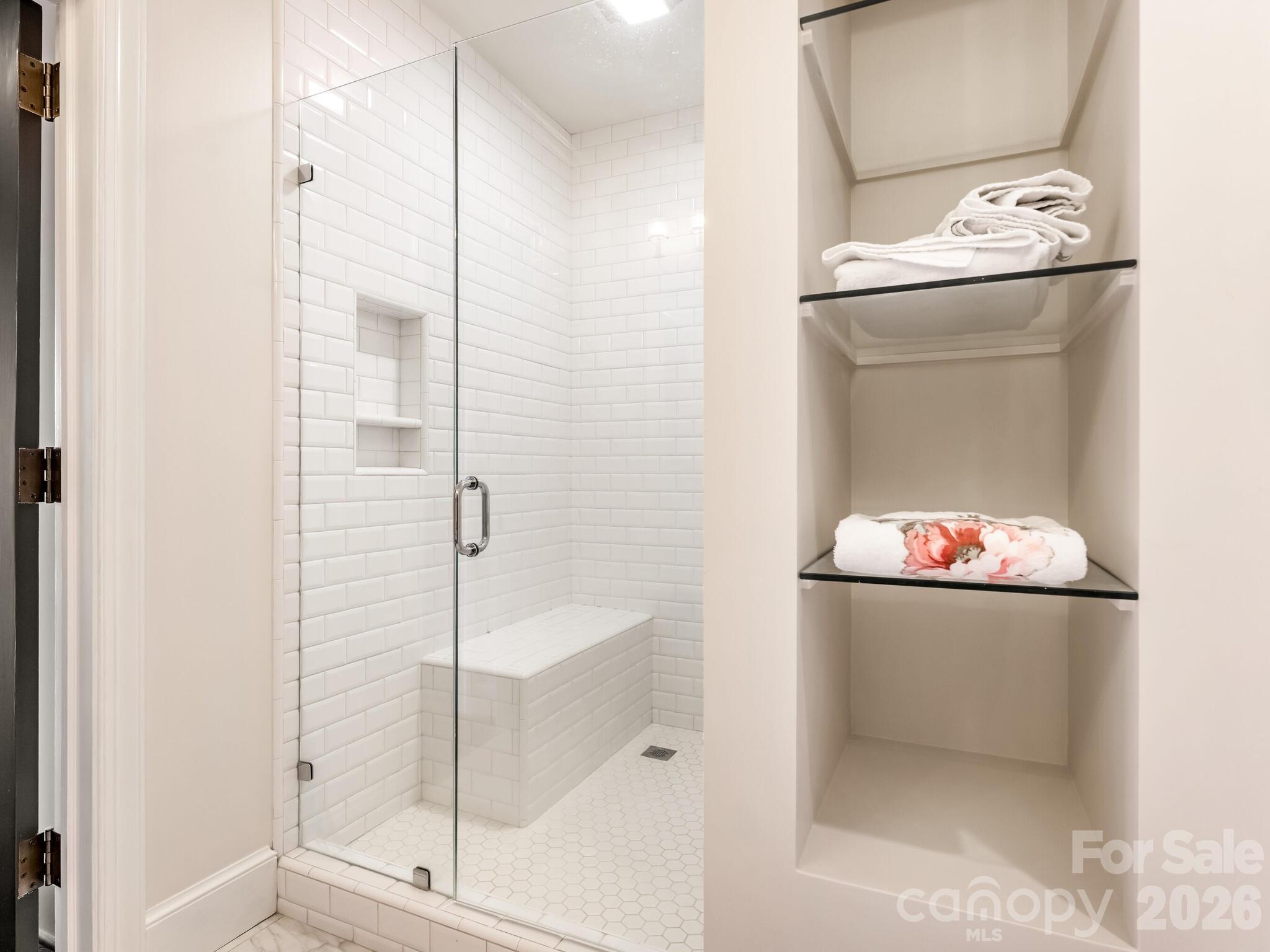 2633 Richardson Drive #8B — Charlotte