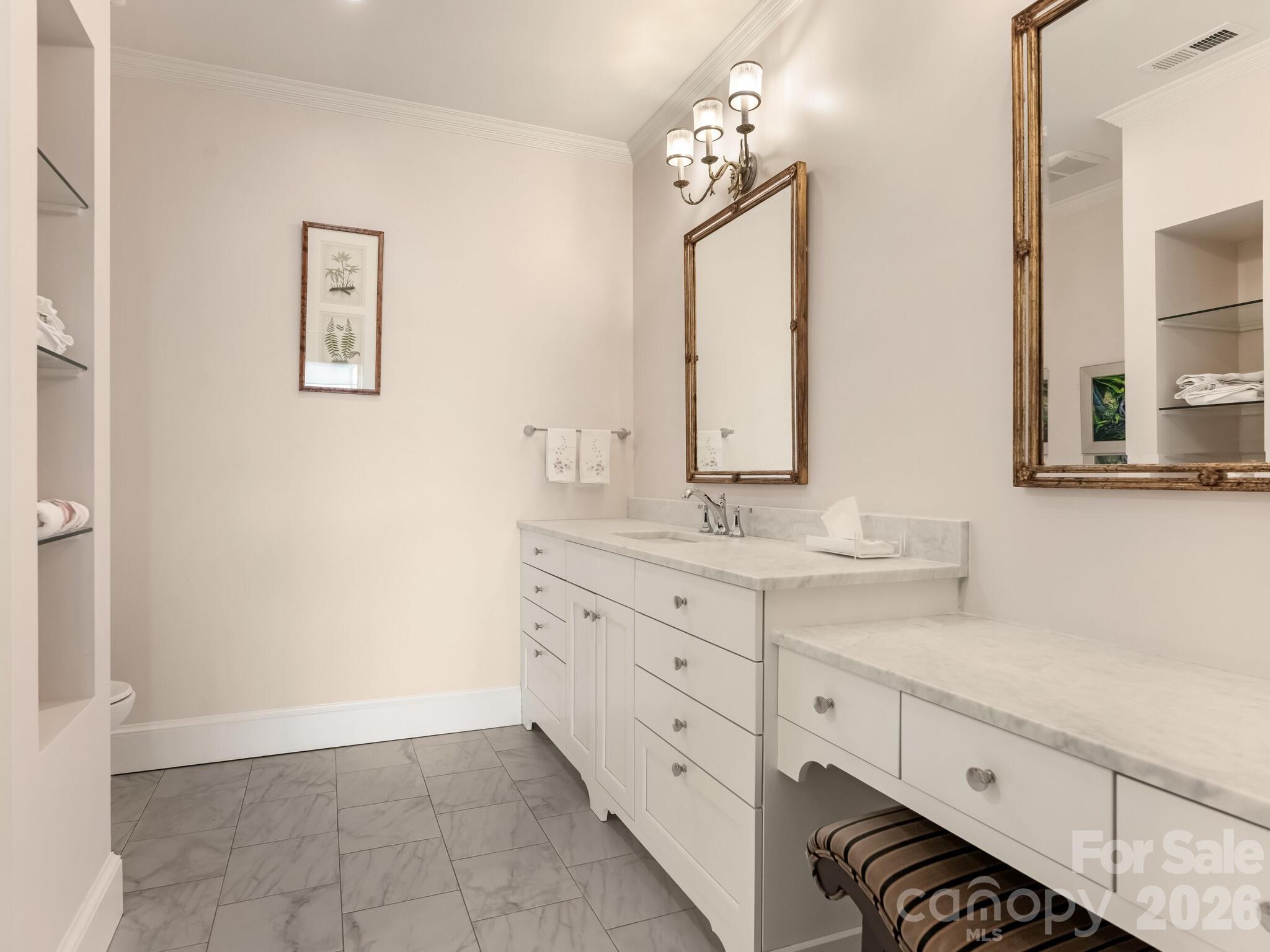 2633 Richardson Drive #8B — Charlotte