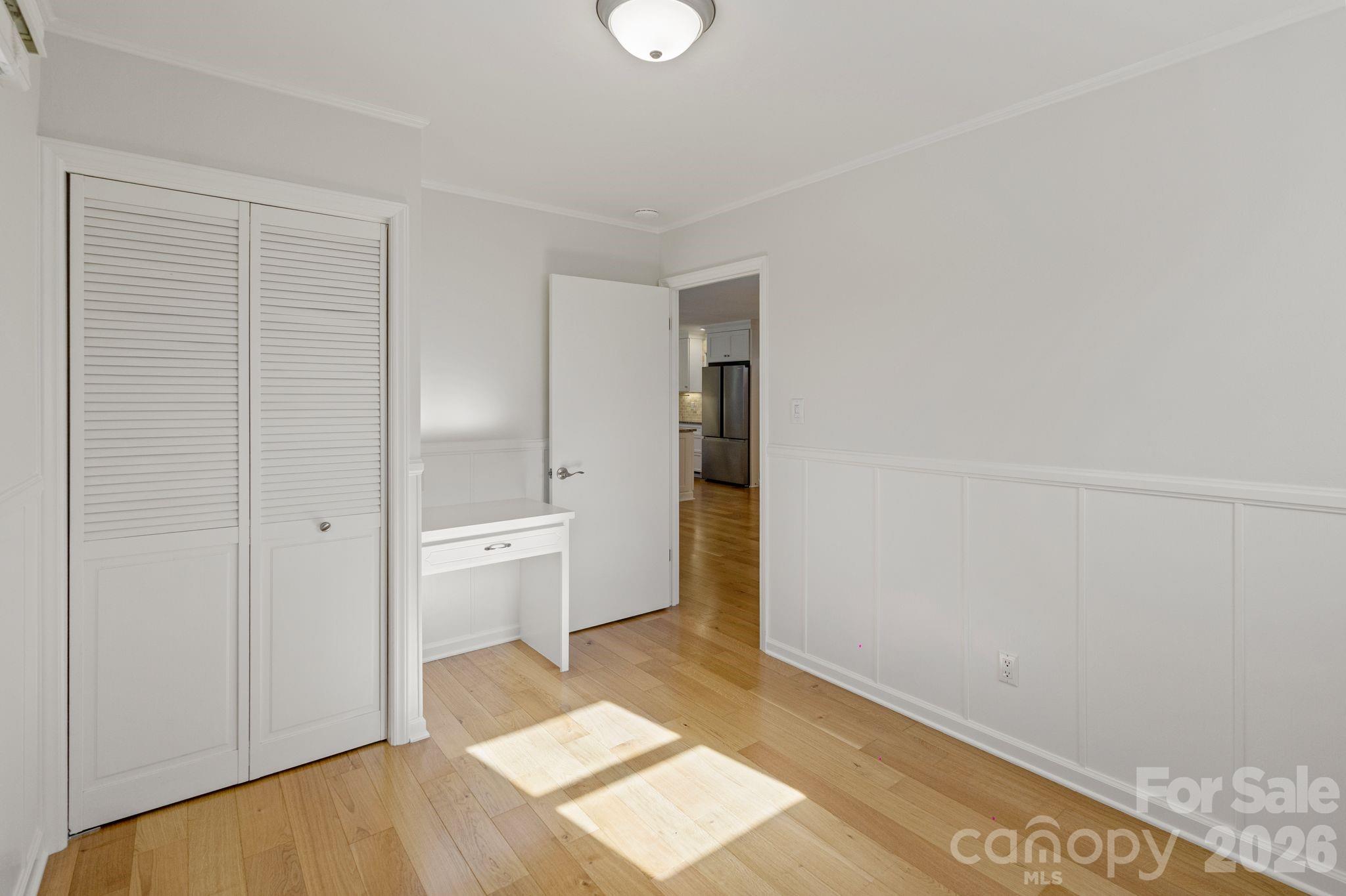 8032 Lakeview Drive — Denver