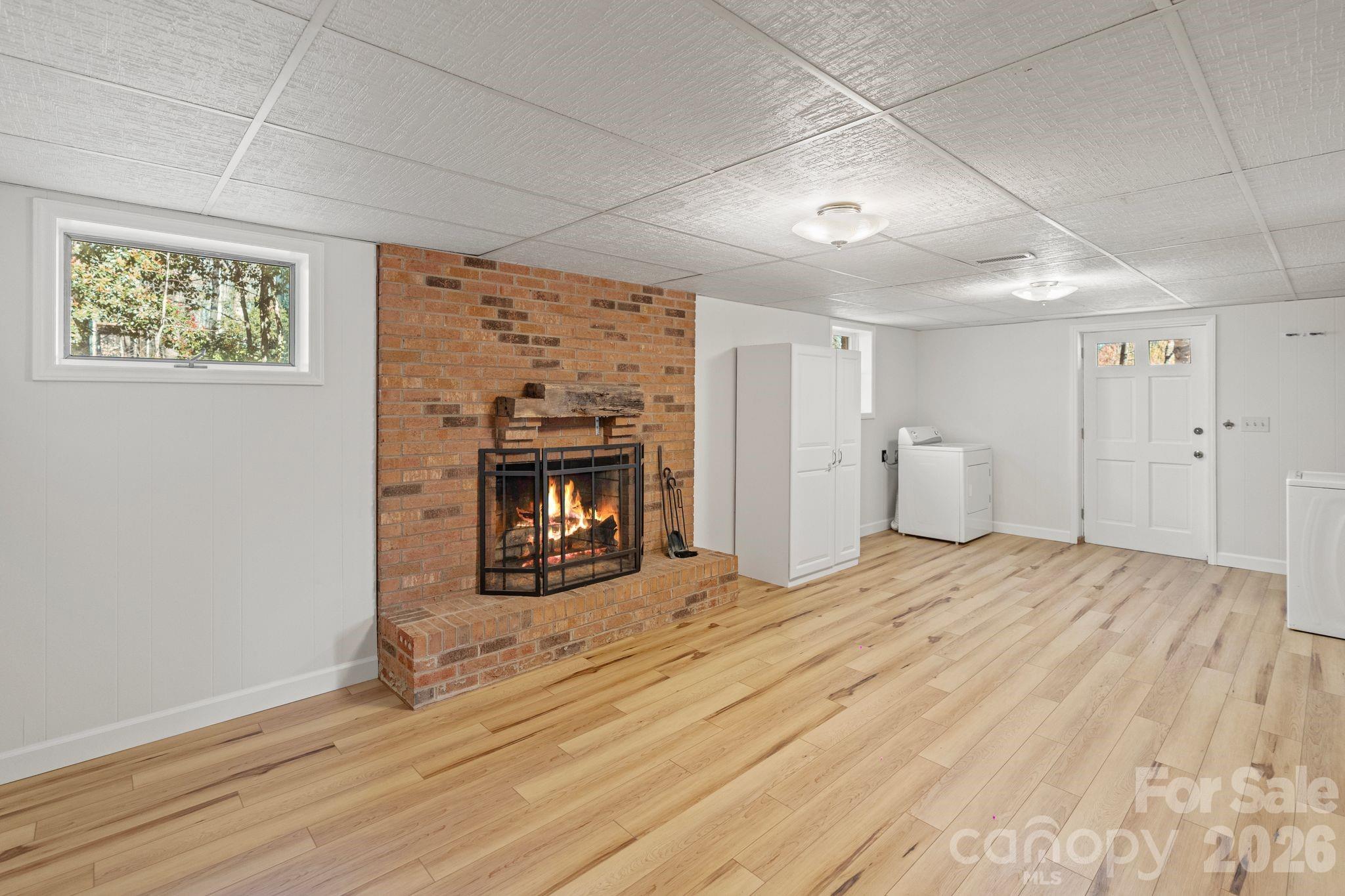 8032 Lakeview Drive — Denver