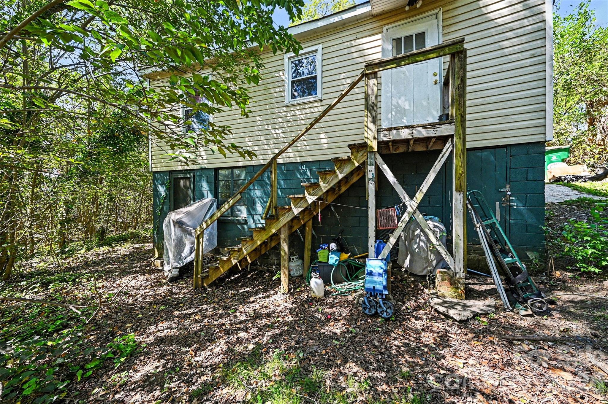 1835 Vinton Street — Charlotte