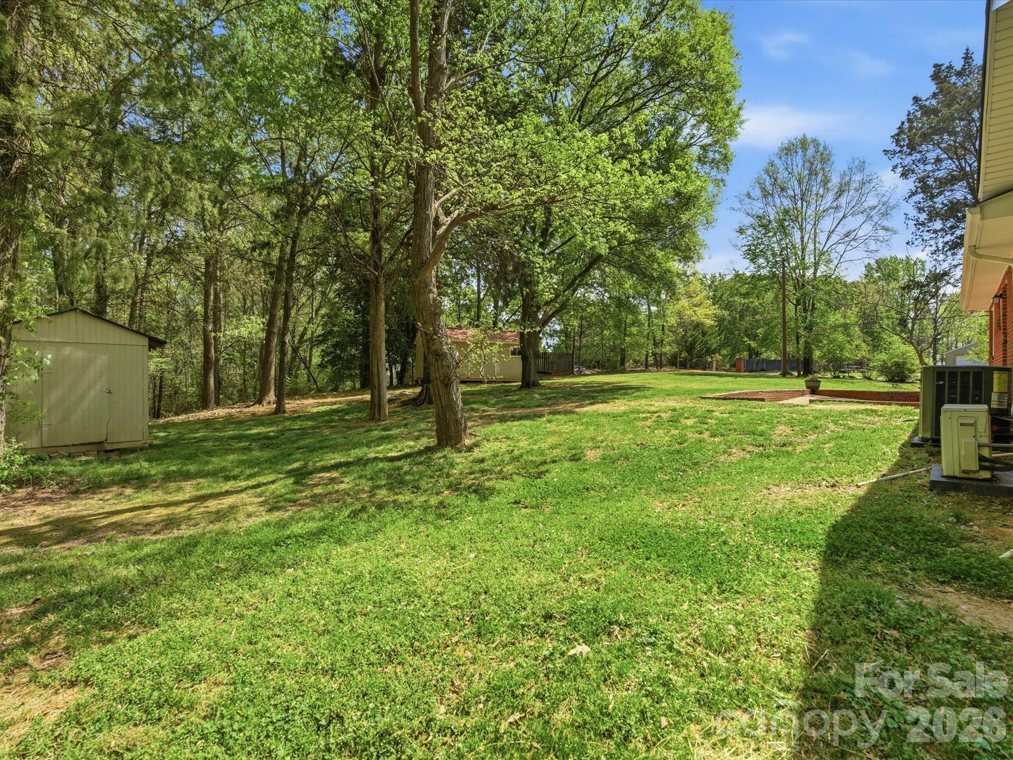 7836 Van Wyck Road — Lancaster