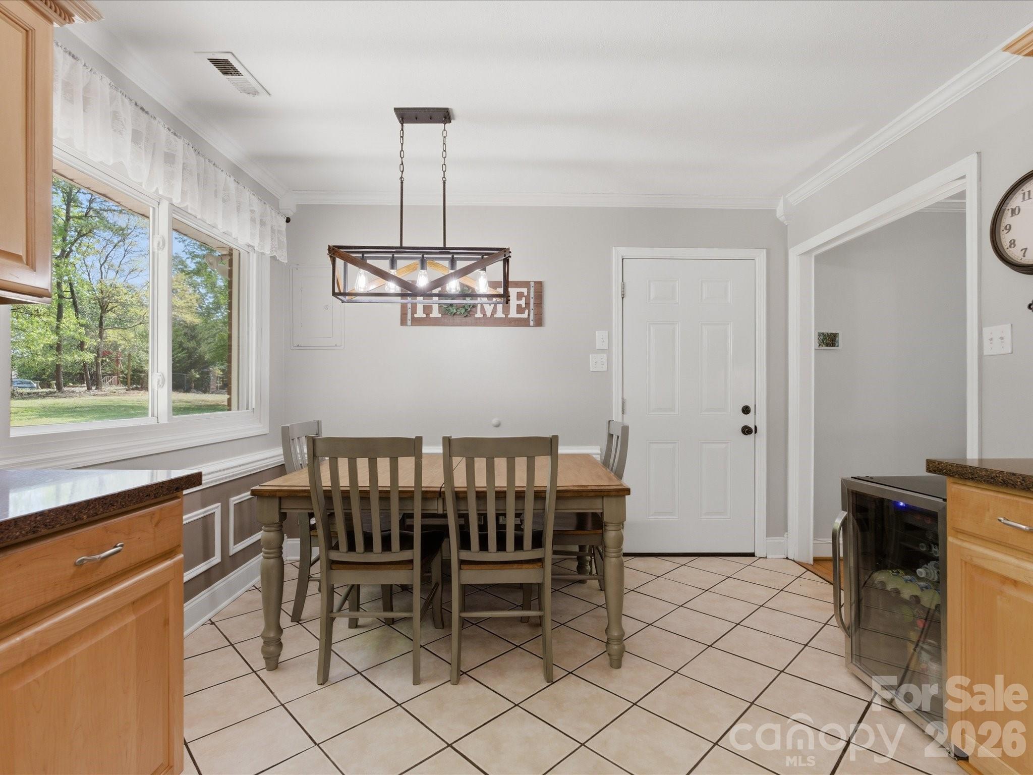 7836 Van Wyck Road — Lancaster