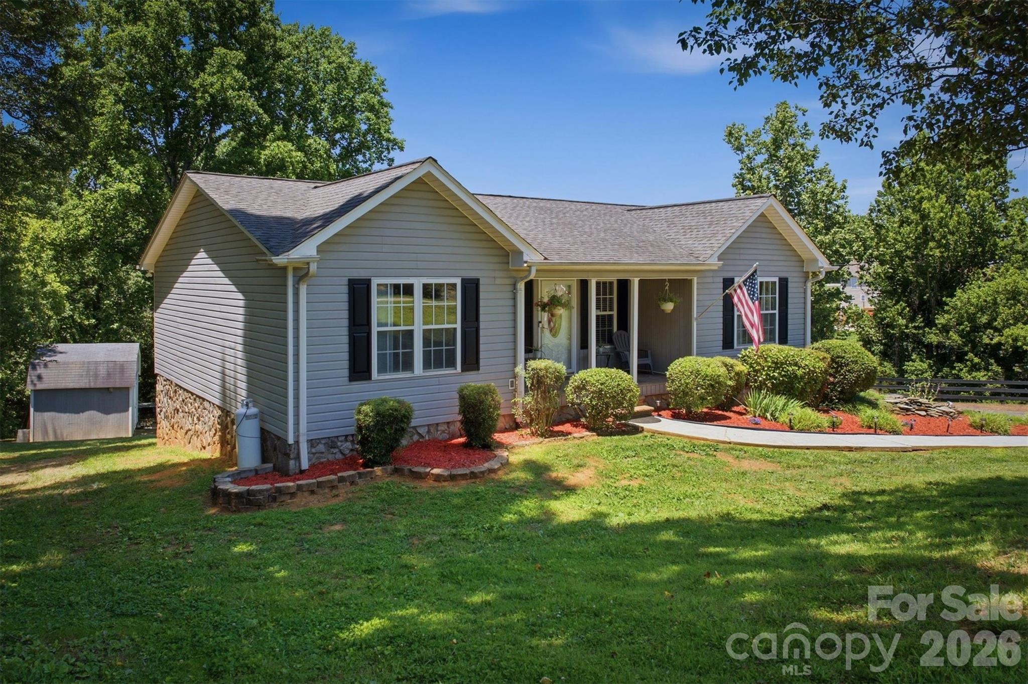 4015 Fairview Drive — Maiden