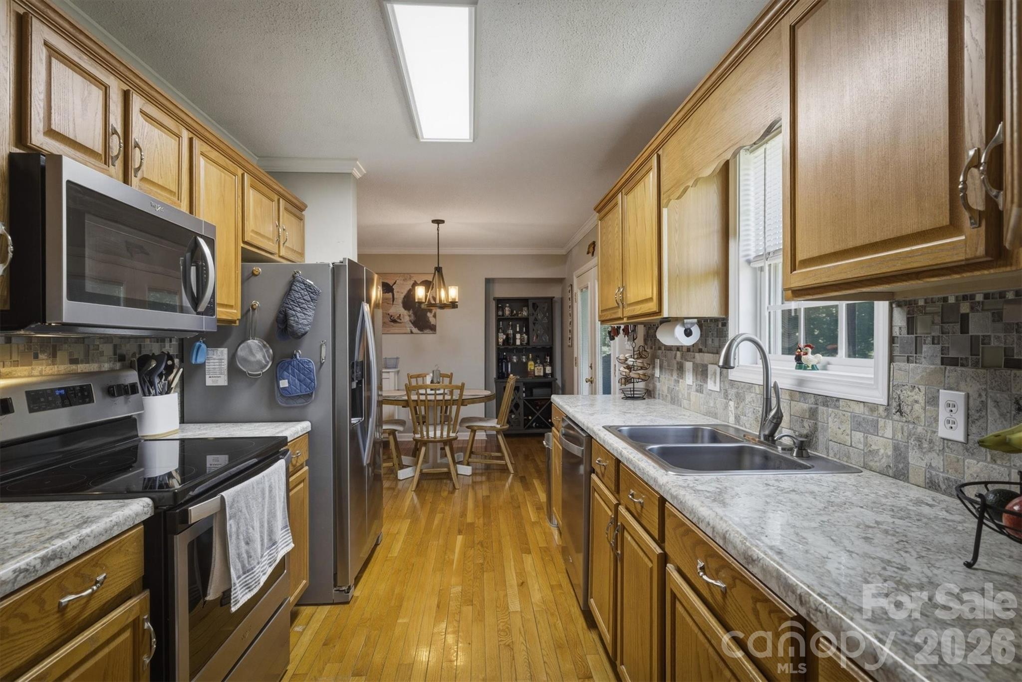 4015 Fairview Drive — Maiden