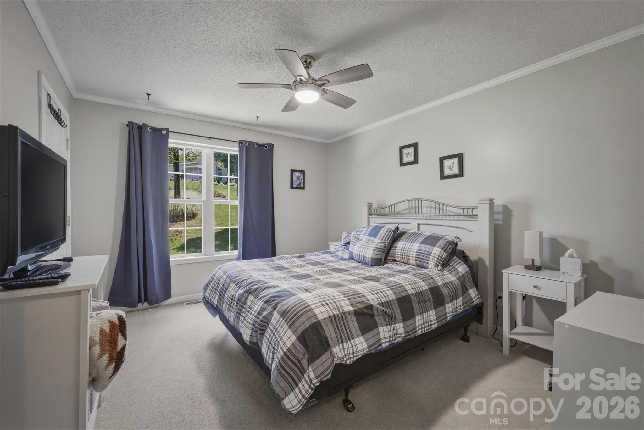 4015 Fairview Drive — Maiden