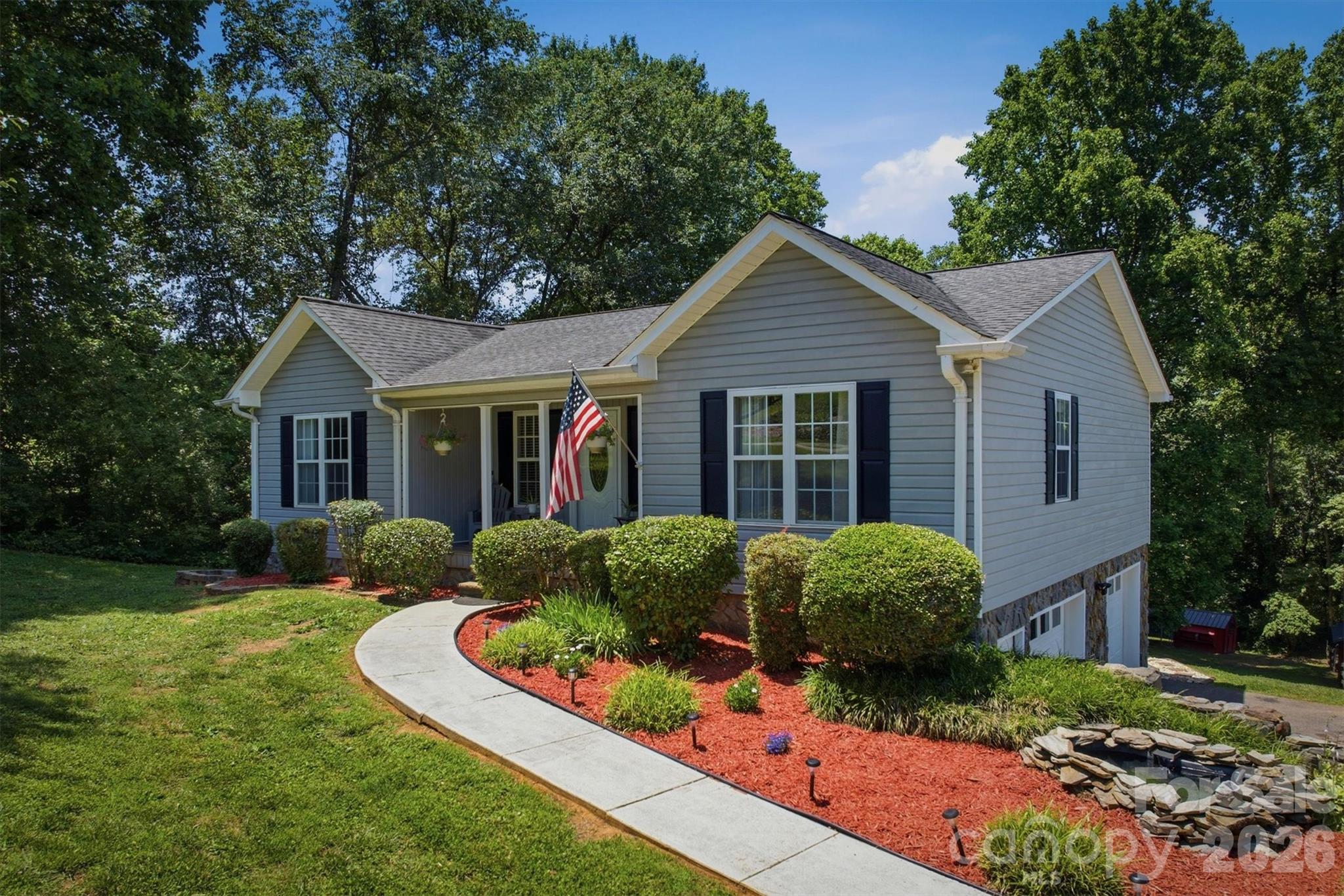4015 Fairview Drive — Maiden