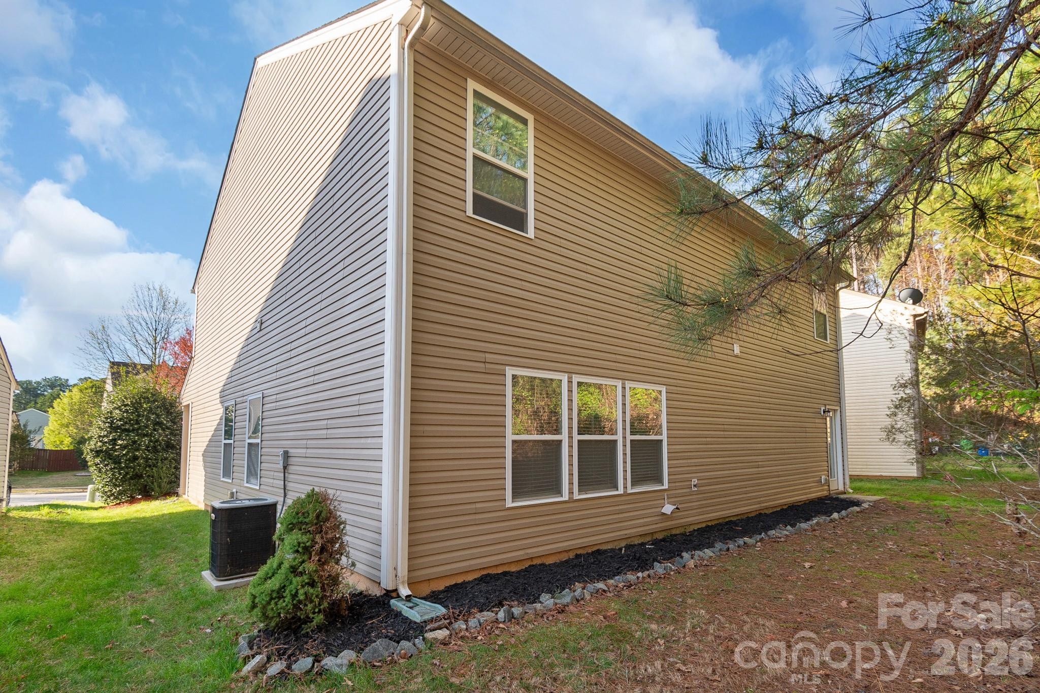 3308 Lemongrass Lane — Charlotte