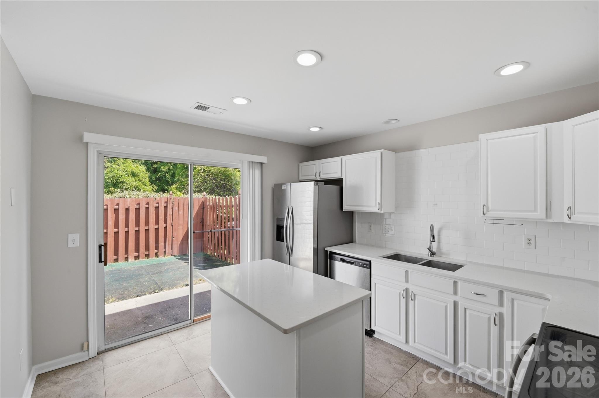 7709 Petrea Lane — Charlotte