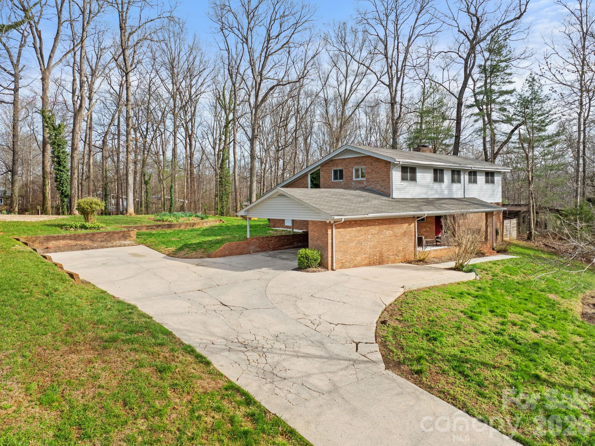 5313 Montevista Drive — Greensboro