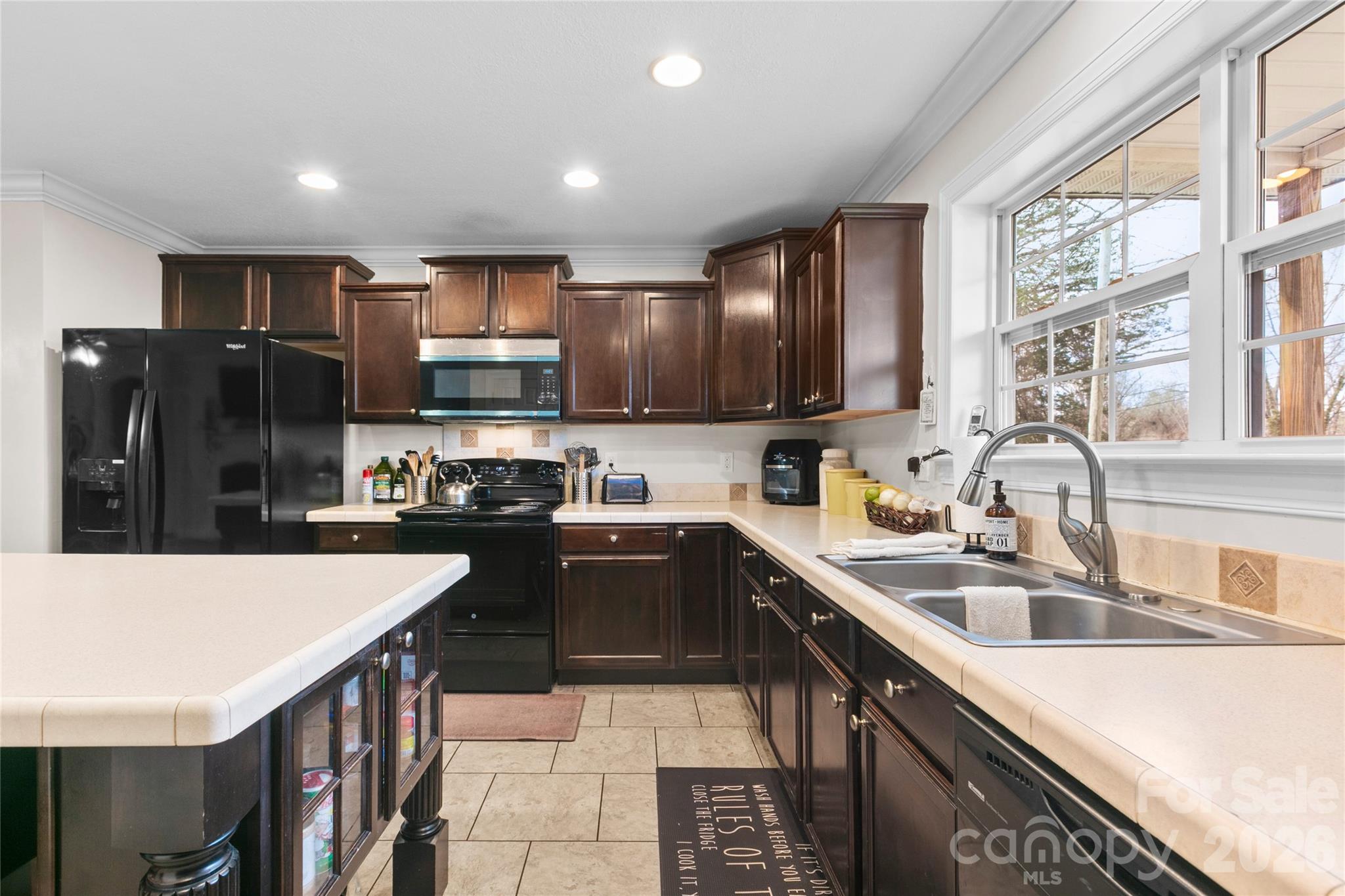 28 Chapel Park Road — Asheville