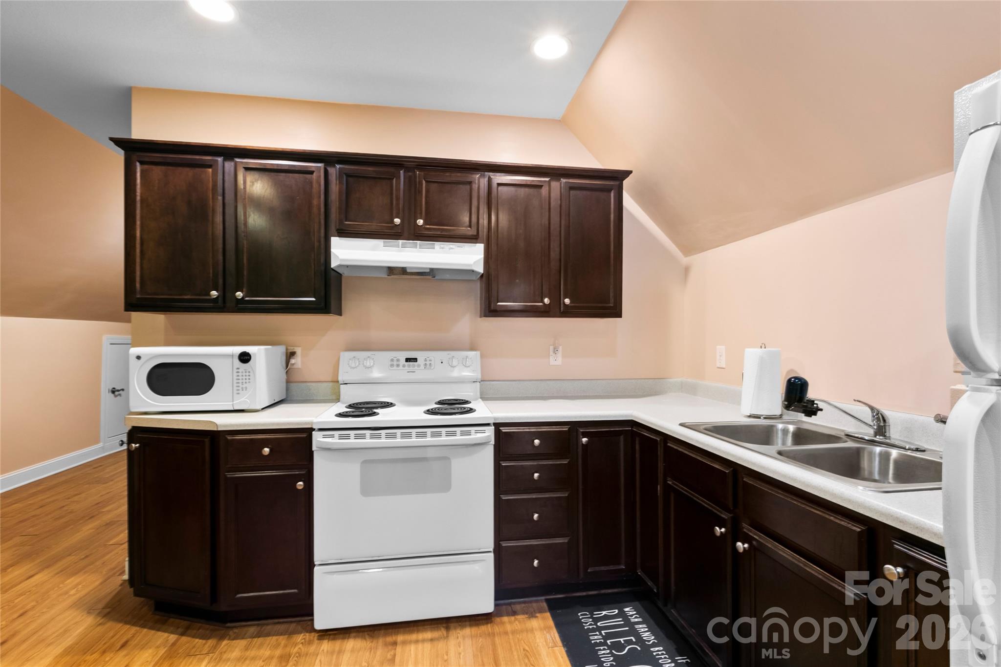 28 Chapel Park Road — Asheville