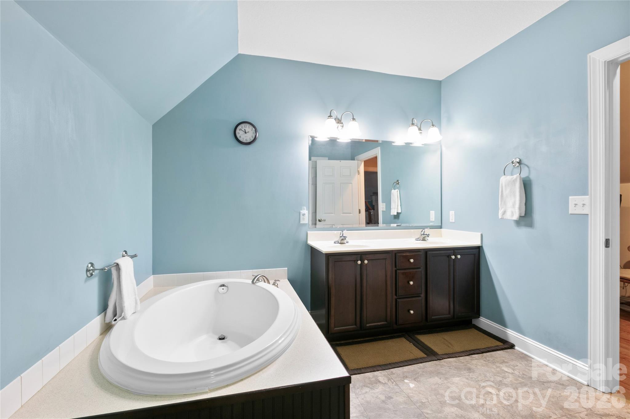 28 Chapel Park Road — Asheville