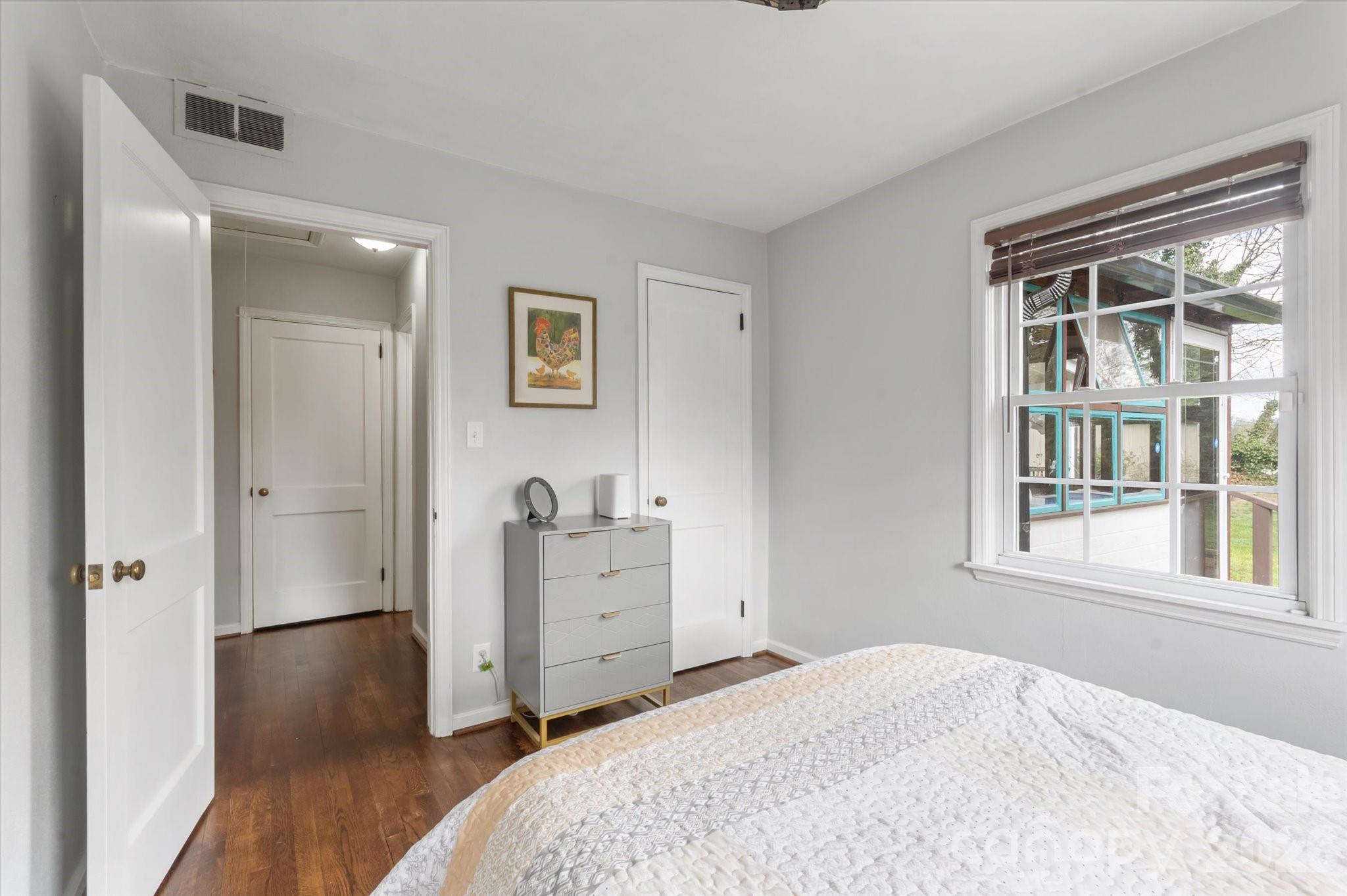 7 Wilshire Drive — Asheville
