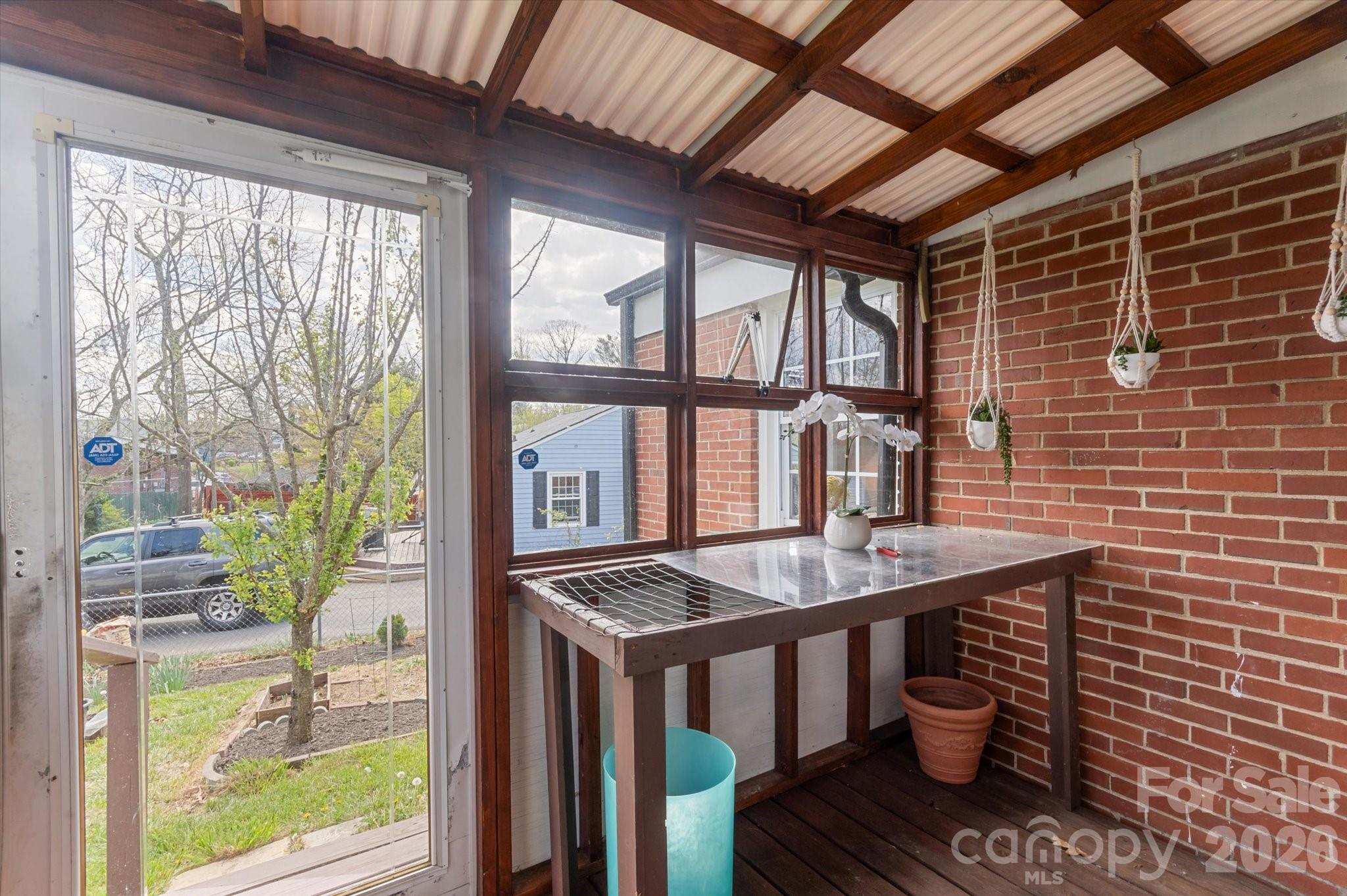 7 Wilshire Drive — Asheville