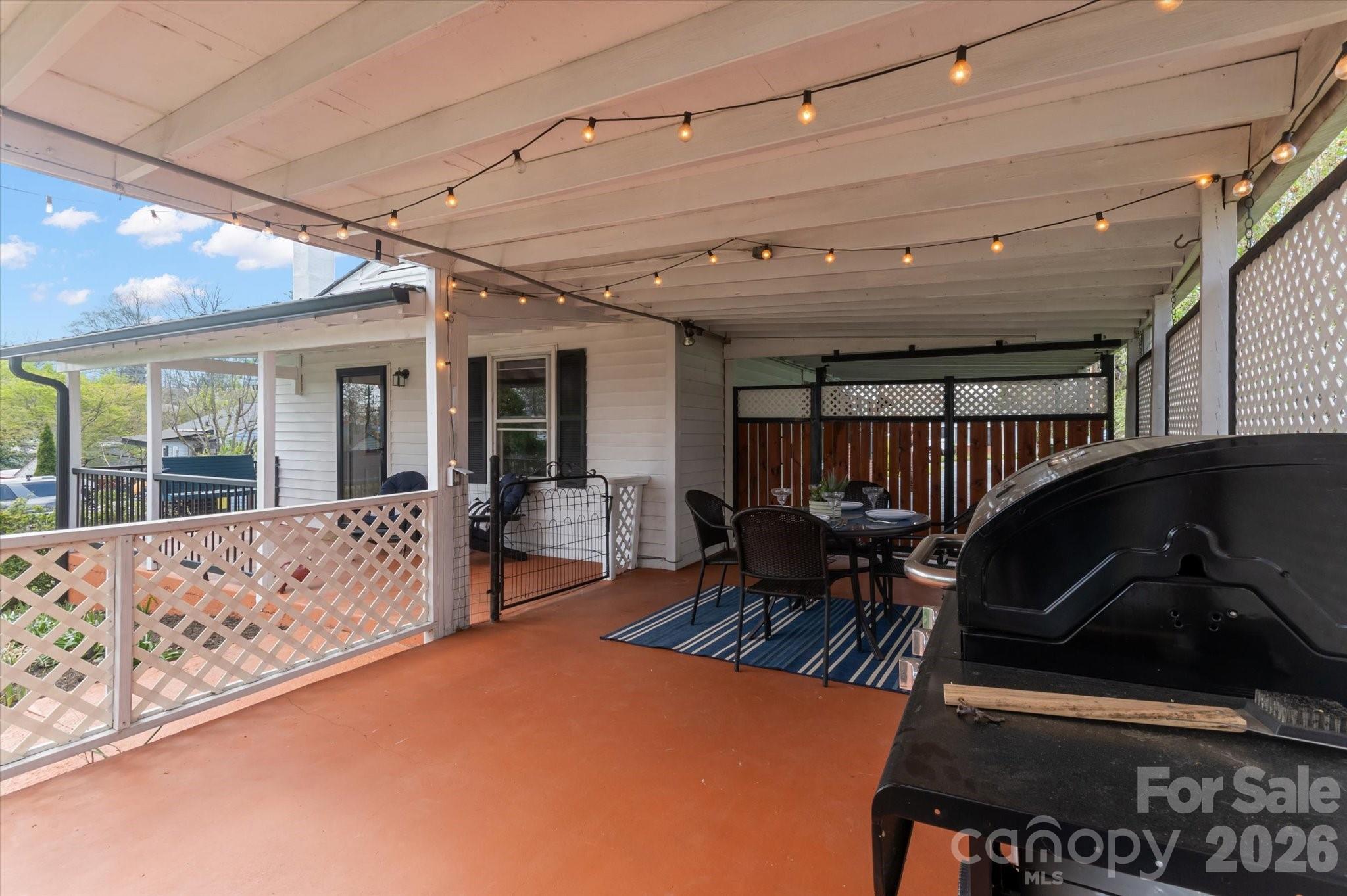 7 Wilshire Drive — Asheville