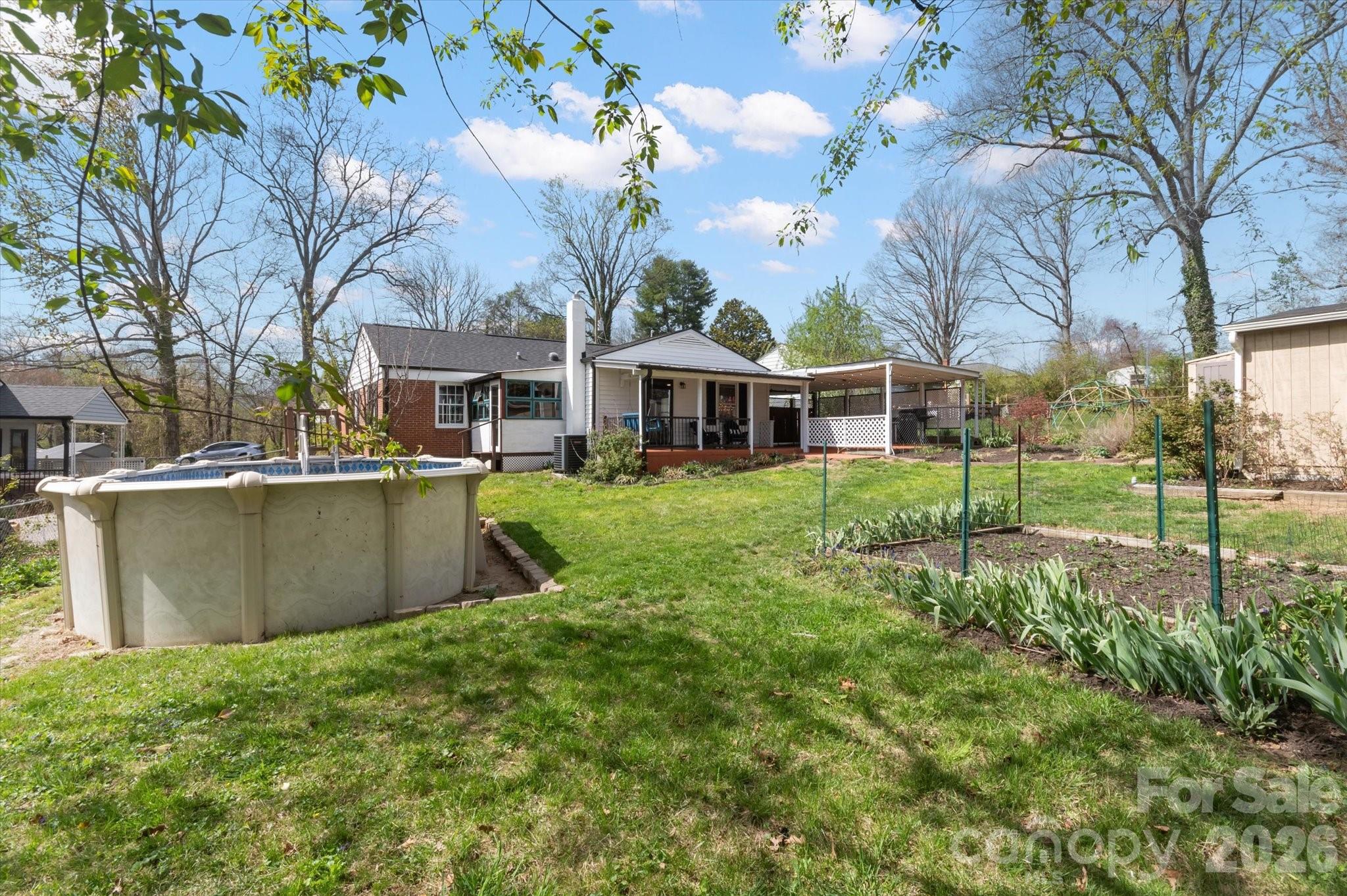 7 Wilshire Drive — Asheville