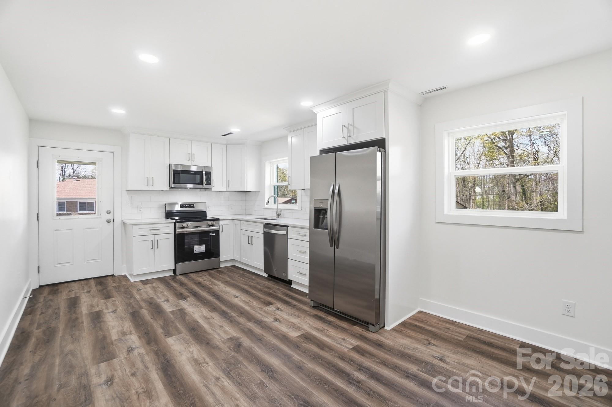3545 Sargeant Drive — Charlotte