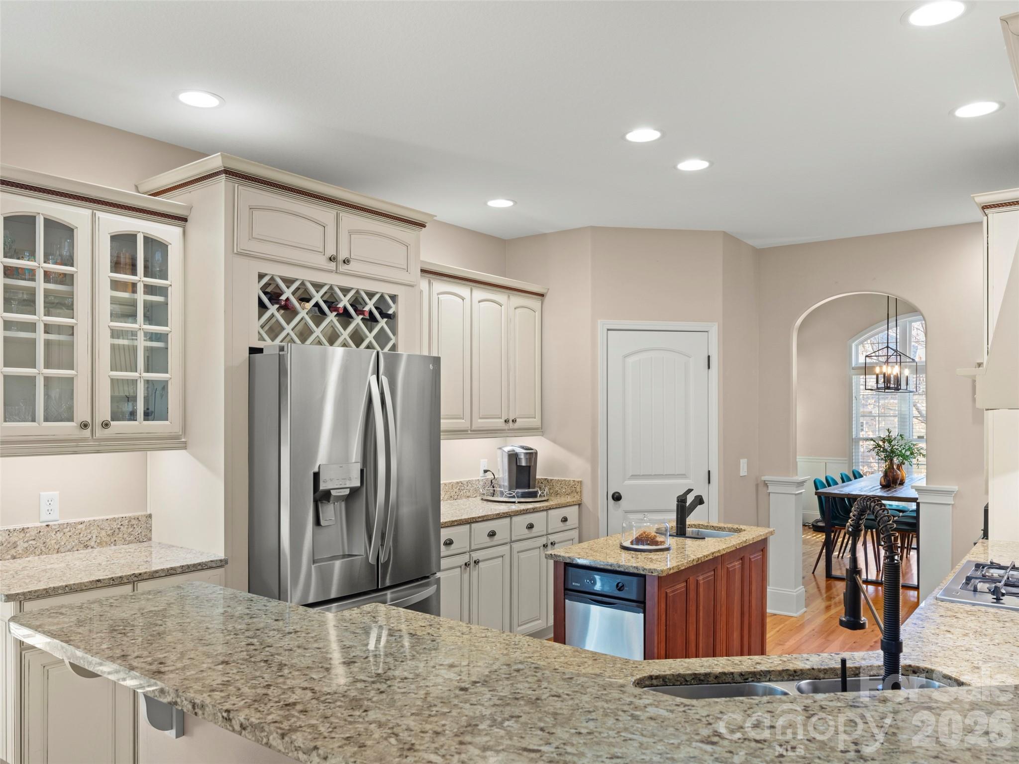 47 Ledgestone Drive — Fairview