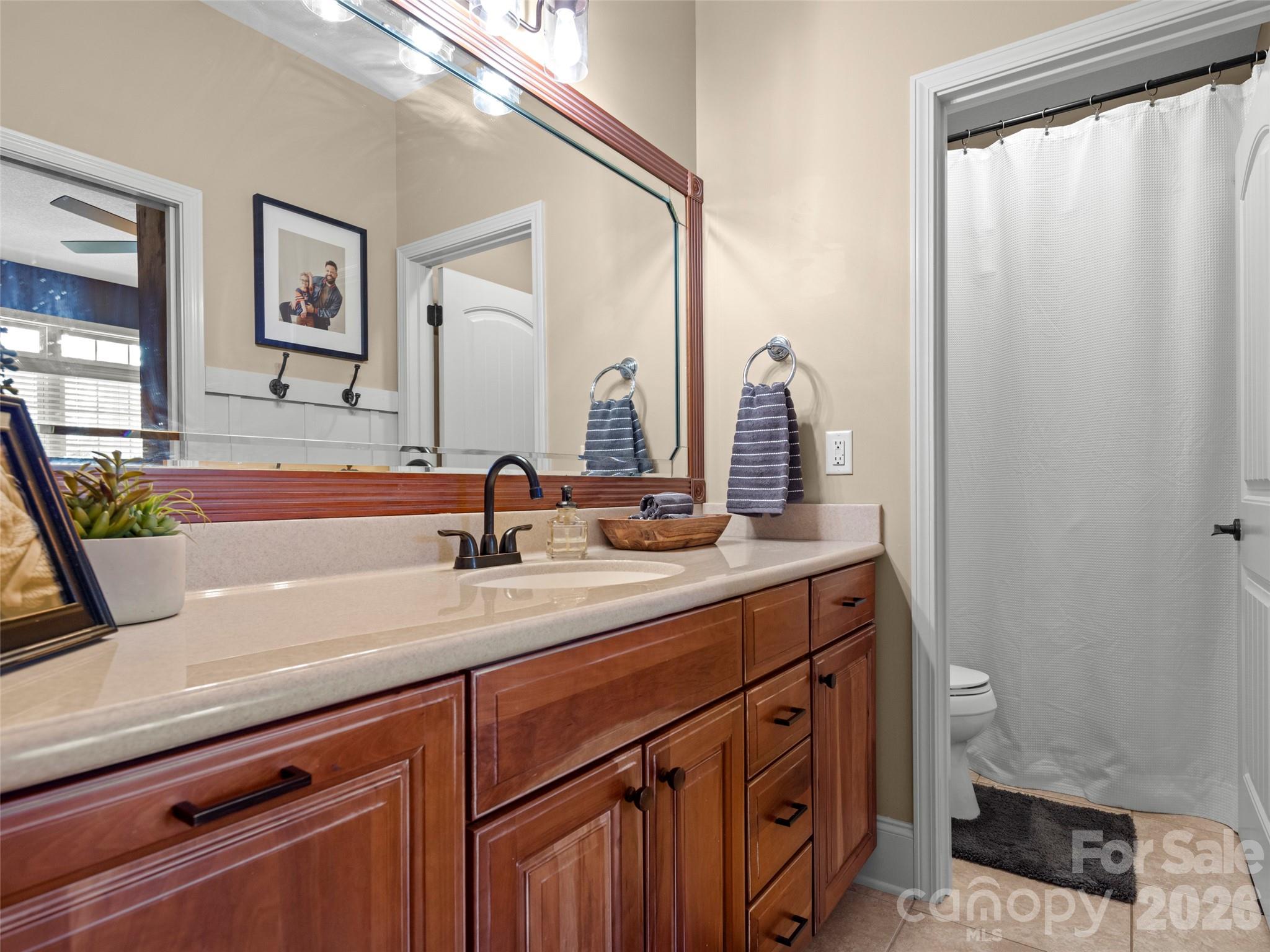 47 Ledgestone Drive — Fairview