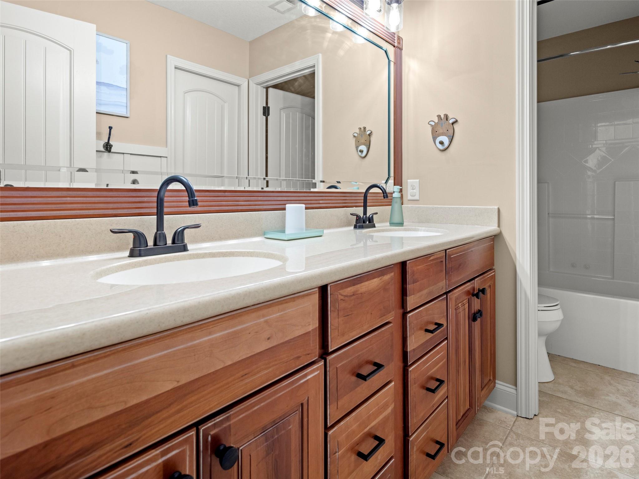 47 Ledgestone Drive — Fairview