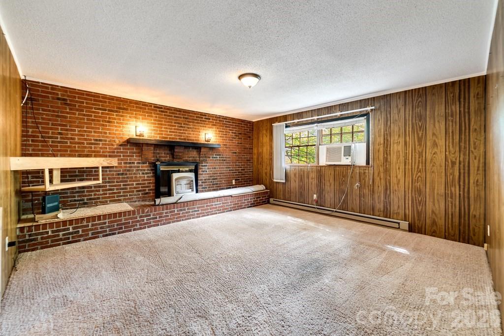 1168 North Country Club Drive — Cullowhee