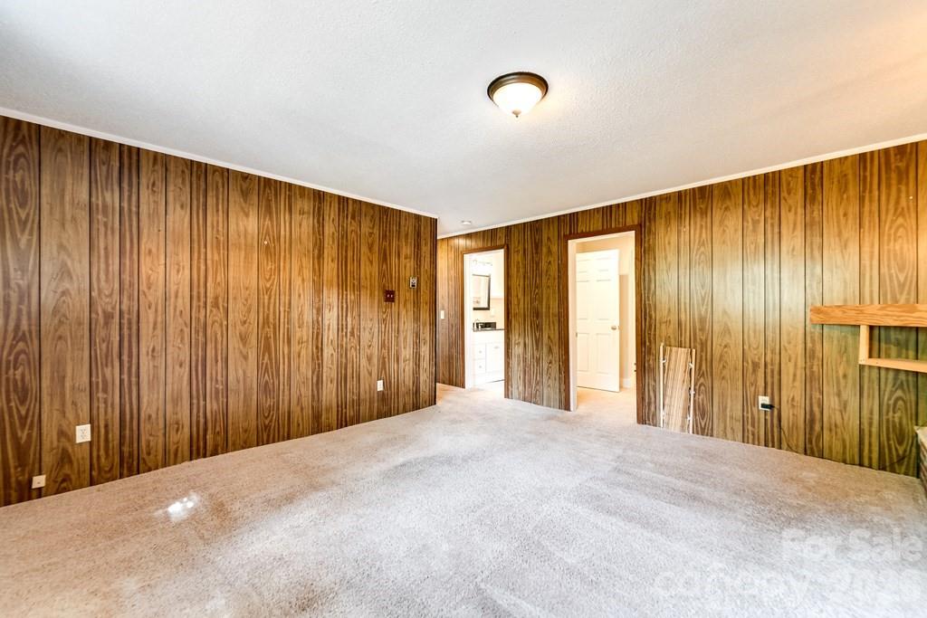 1168 North Country Club Drive — Cullowhee