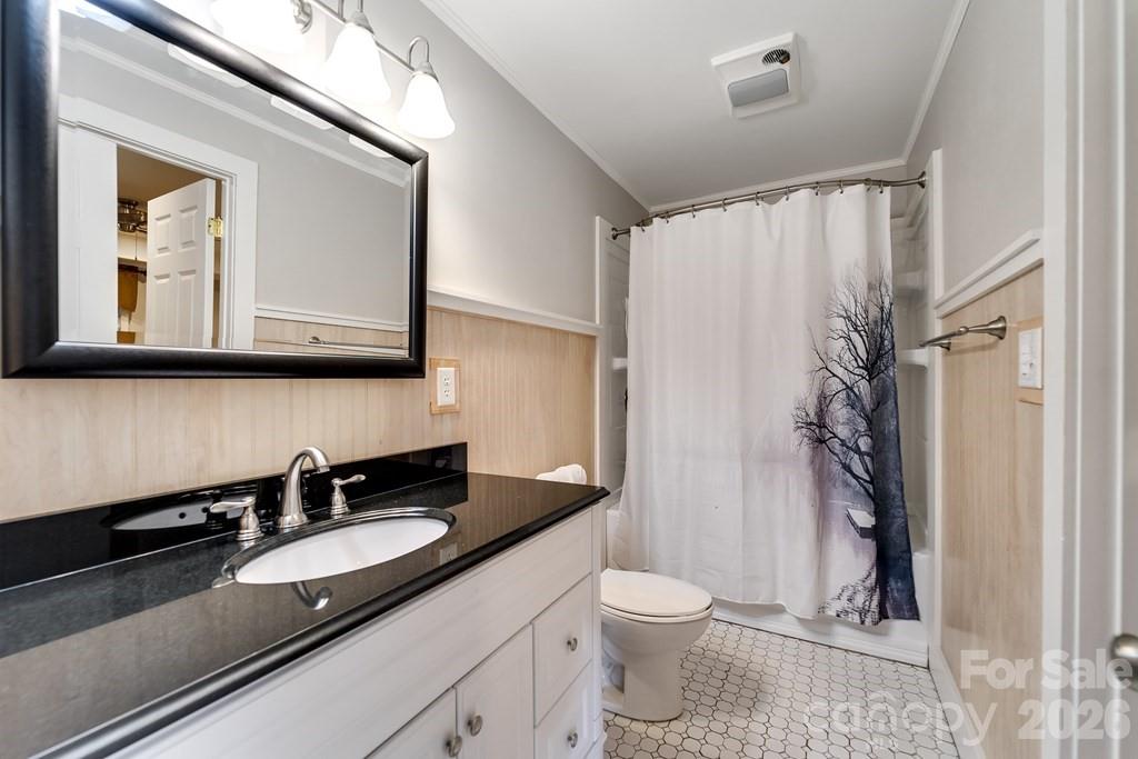 1168 North Country Club Drive — Cullowhee