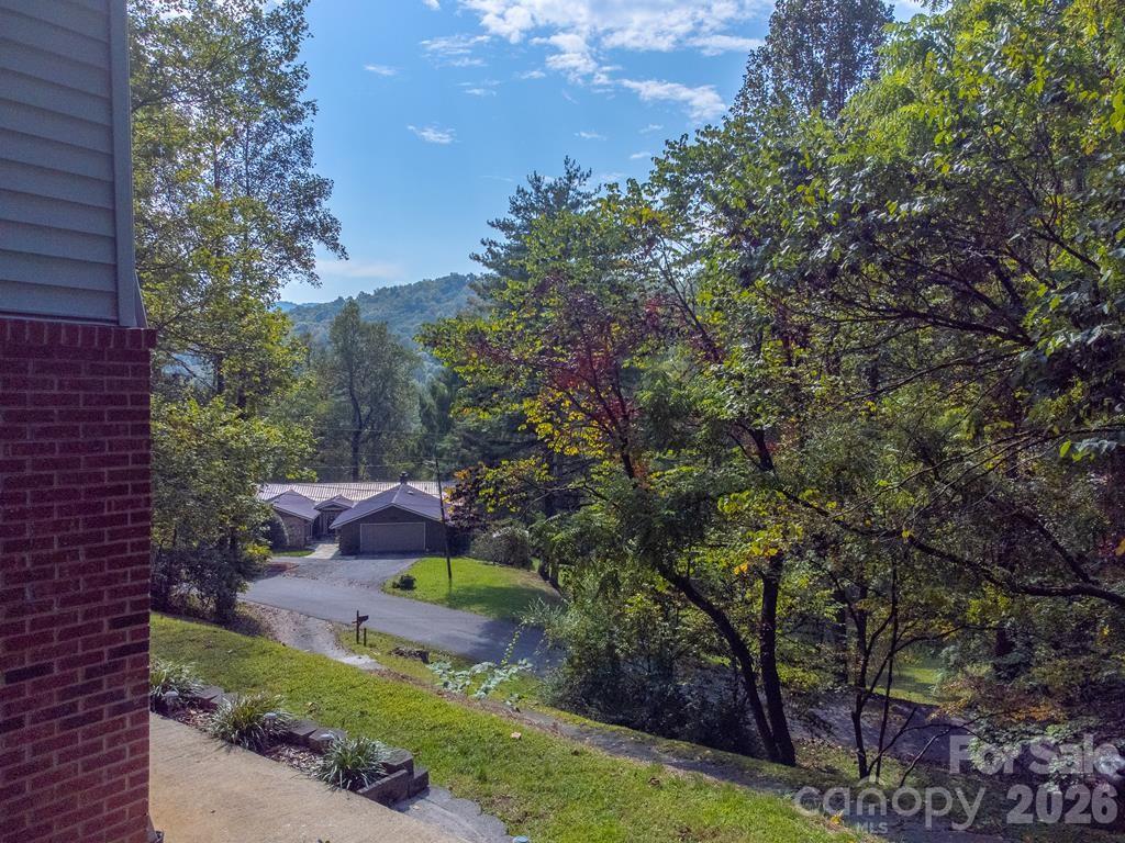 1168 North Country Club Drive — Cullowhee